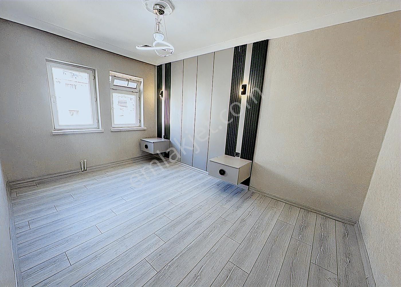 Osmangazi'de 3+1 Katta Ön Cepheli Mega Lüks Yapılı Fırsat Daire - Görsel 11