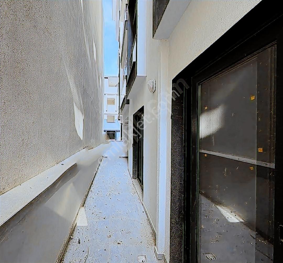 Seyrek Meydan Teraslı 1+1 Satılık Daire - Görsel 7