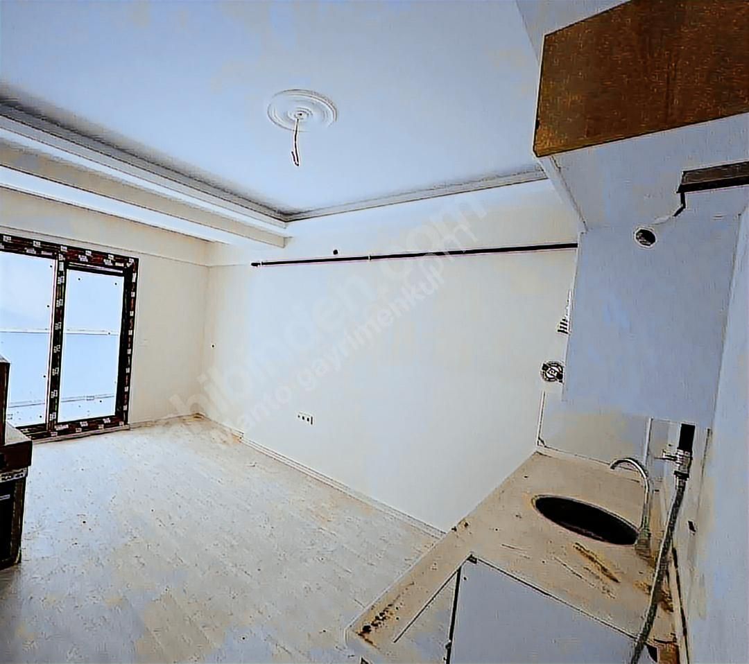 Seyrek Meydan Teraslı 1+1 Satılık Daire - Görsel 3