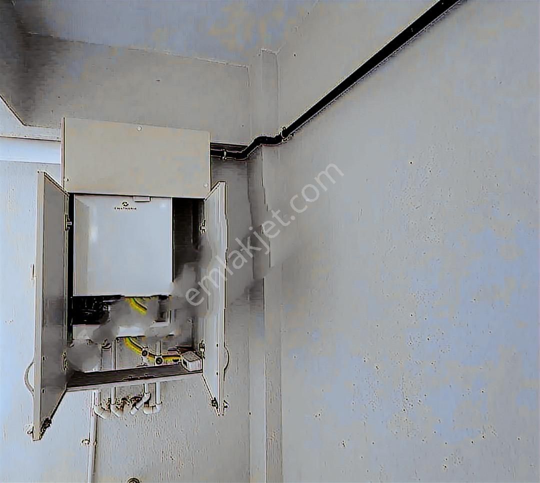 Seyrek Meydan Teraslı 1+1 Satılık Daire - Görsel 2