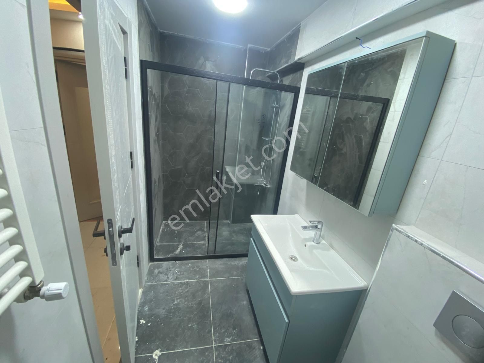 İstanbul House'dan B.evler'de Sıfır Binada 2+1 Ara Kat Daire - Görsel 16