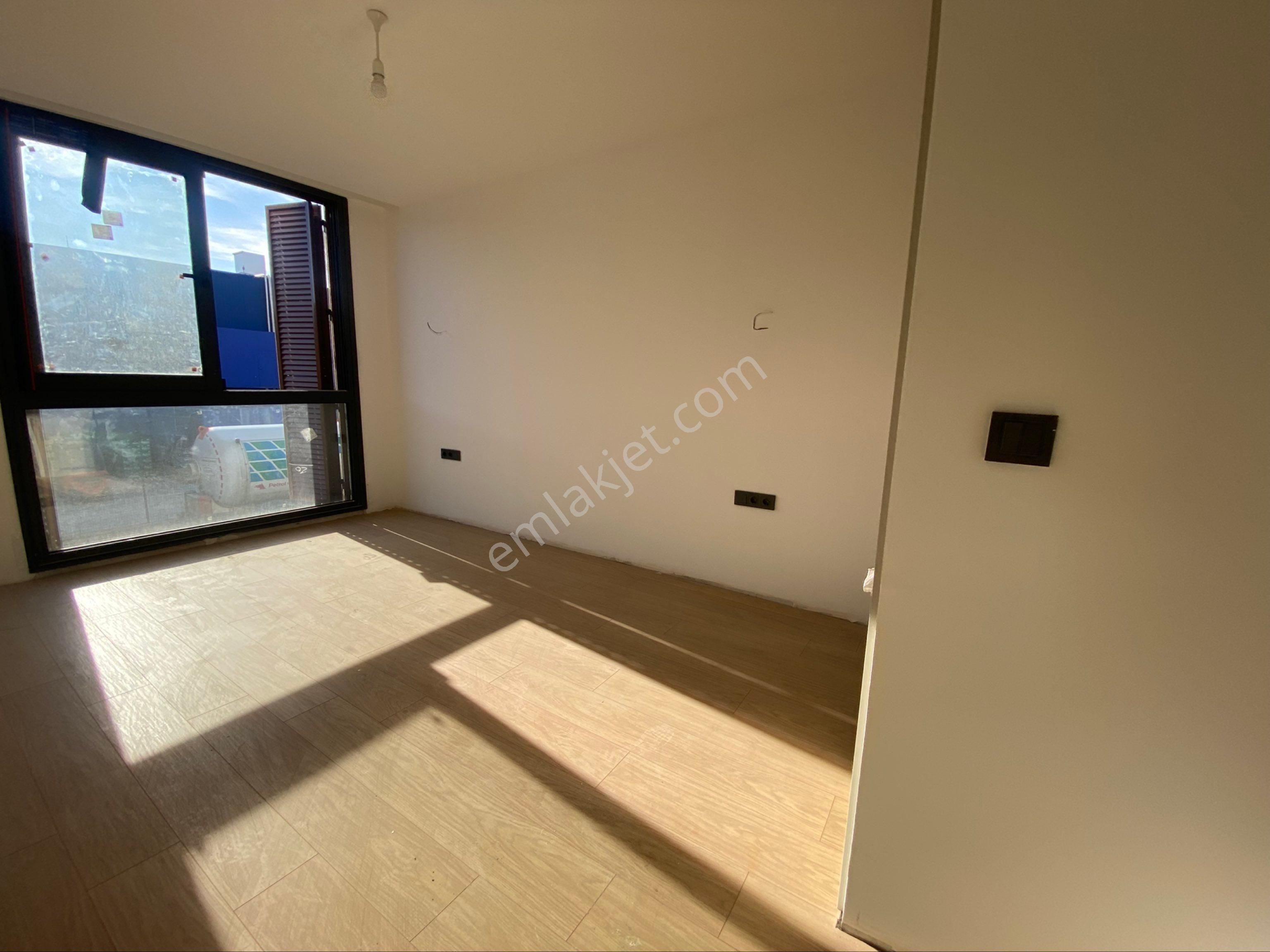 Çiğli’de Site İçinde Sıfır Villalar - Görsel 14