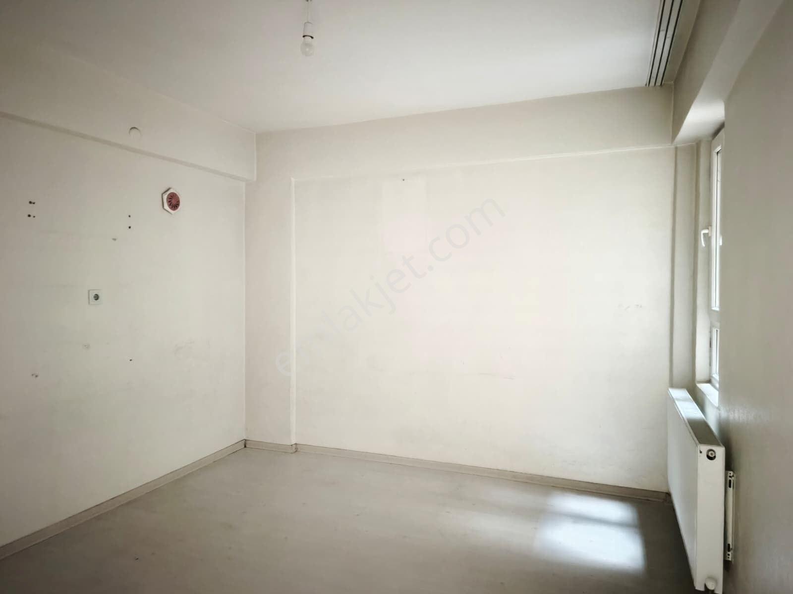 Emlak 72'den Diyarbakır Caddesi Üzerinde Kiralık 2,5+1 Daire - Görsel 9