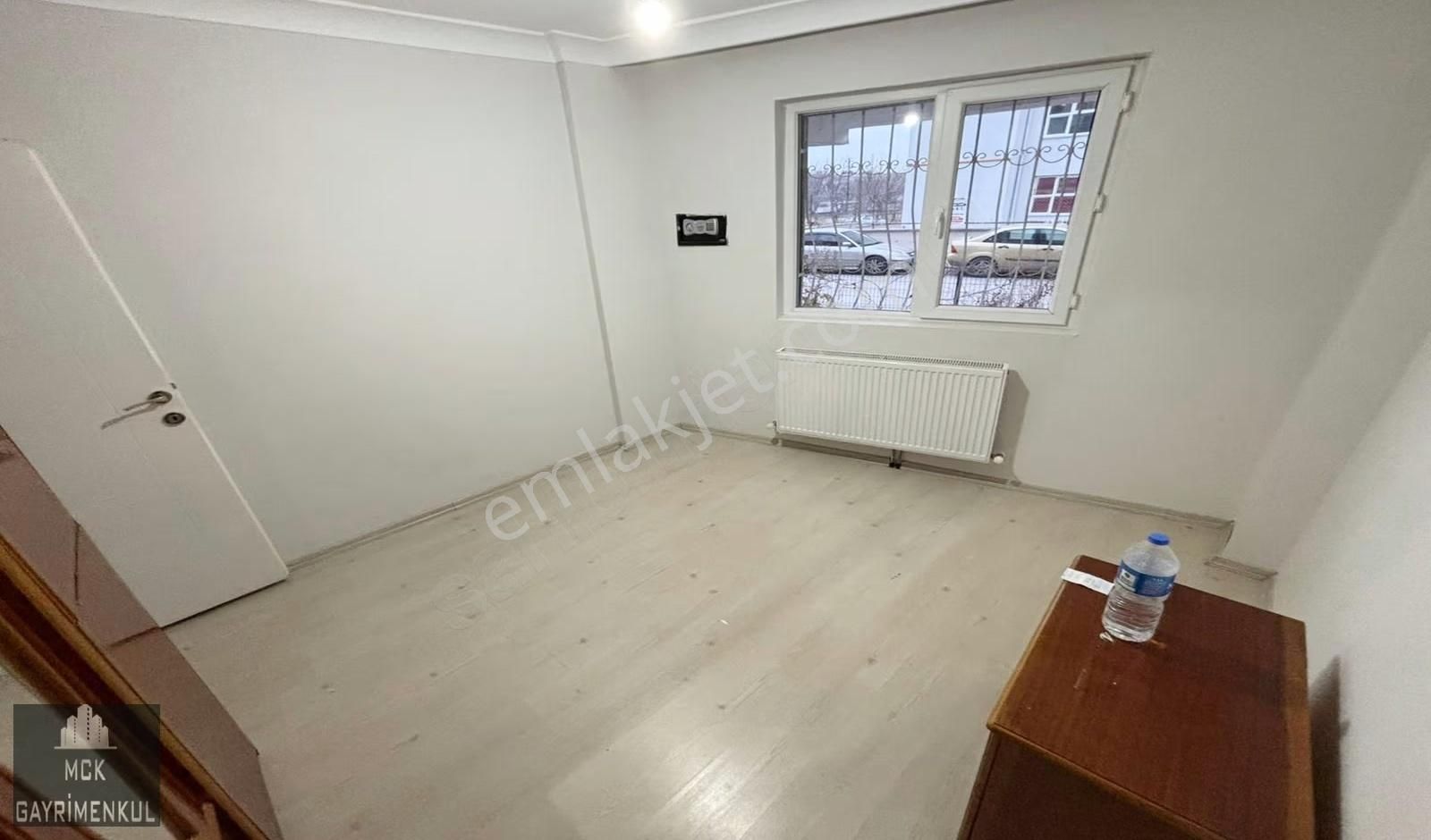 Mck'dan Yeni Binada Y.giriş Balkonlu 2+1 95m2 Okula Cephe Daire - Görsel 33