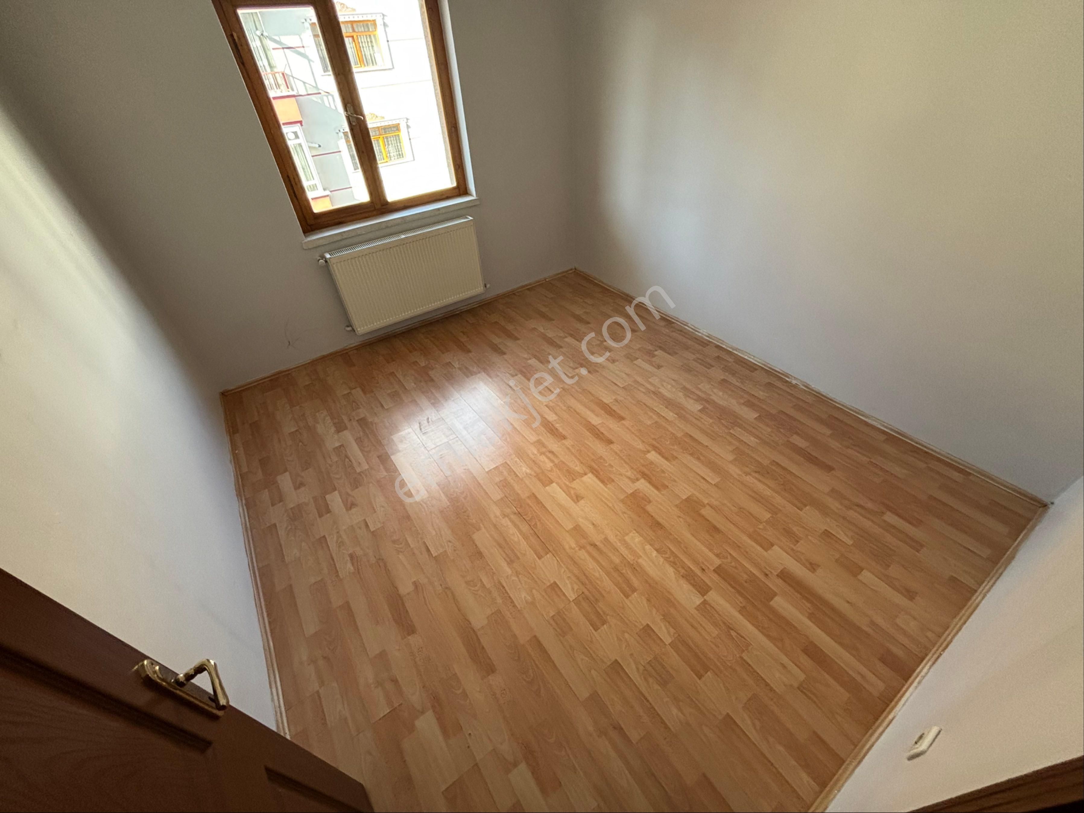 Torun^dan Yeni Binada Yapılı Geniş 3+1 Arakat Daire - Görsel 30