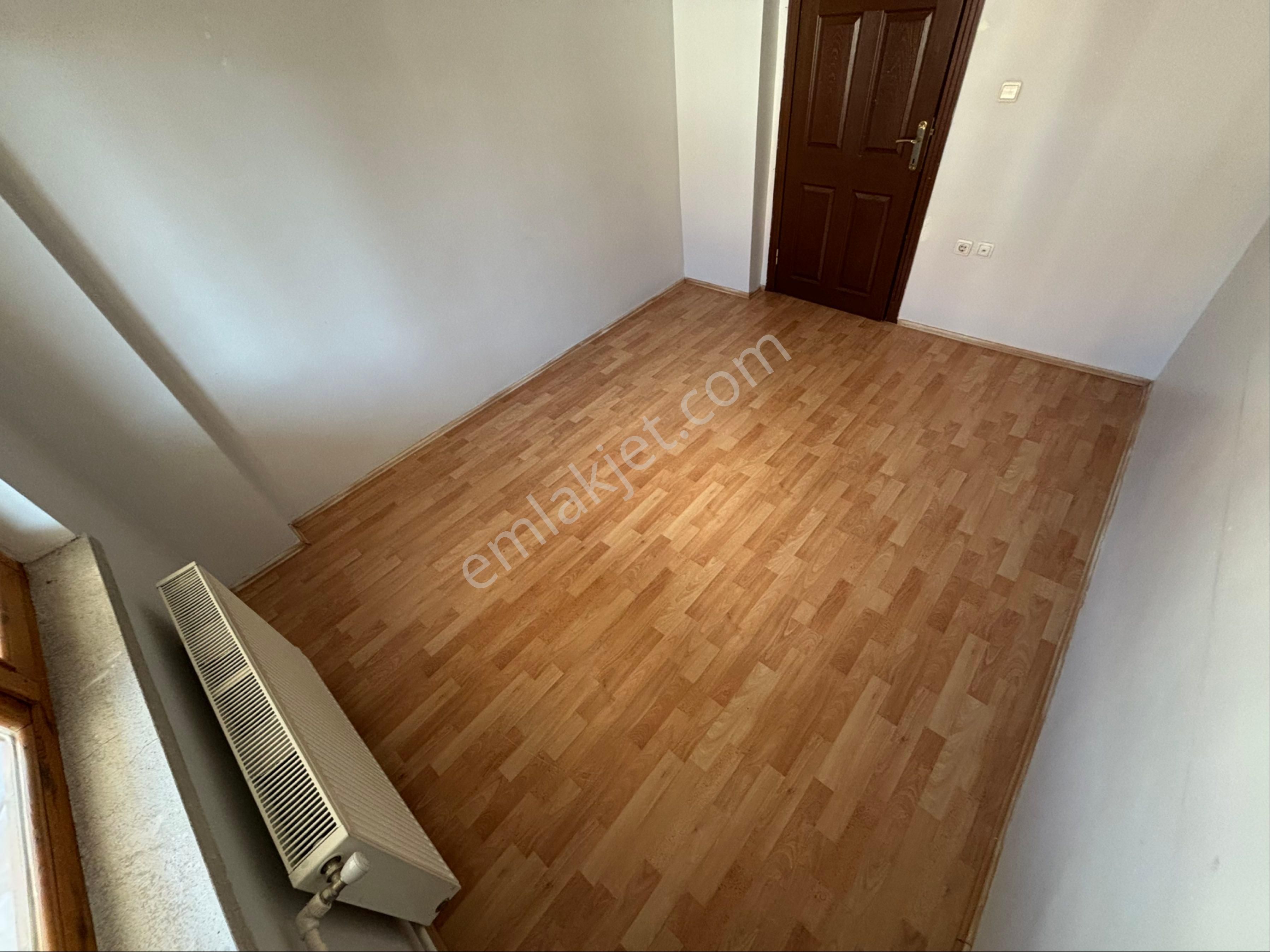 Torun^dan Yeni Binada Yapılı Geniş 3+1 Arakat Daire - Görsel 11