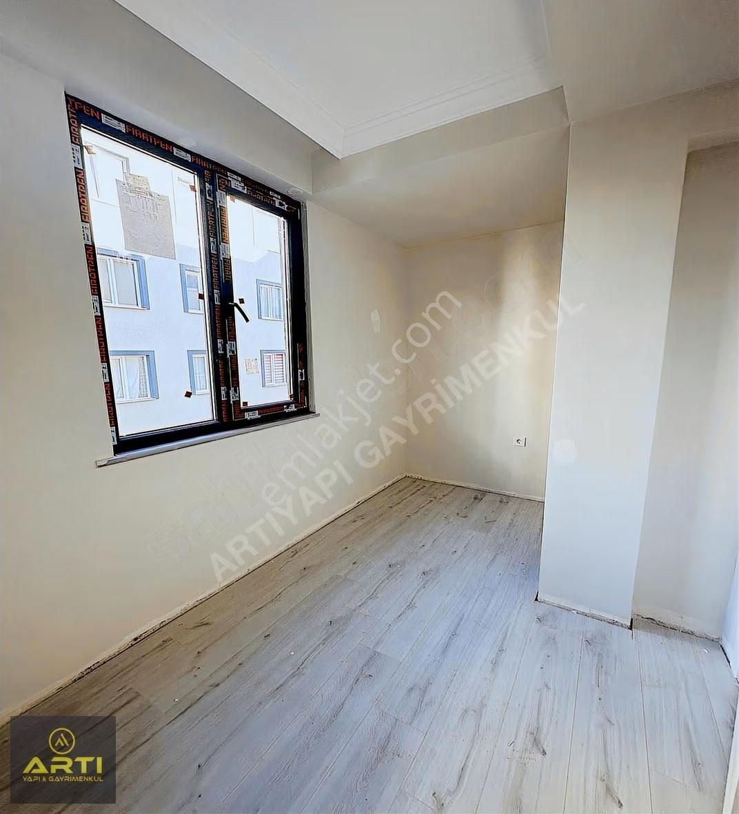 Avcılar'da Satılık Sahile Yakın Sıfır 2+1 Lüks Daire - Görsel 12