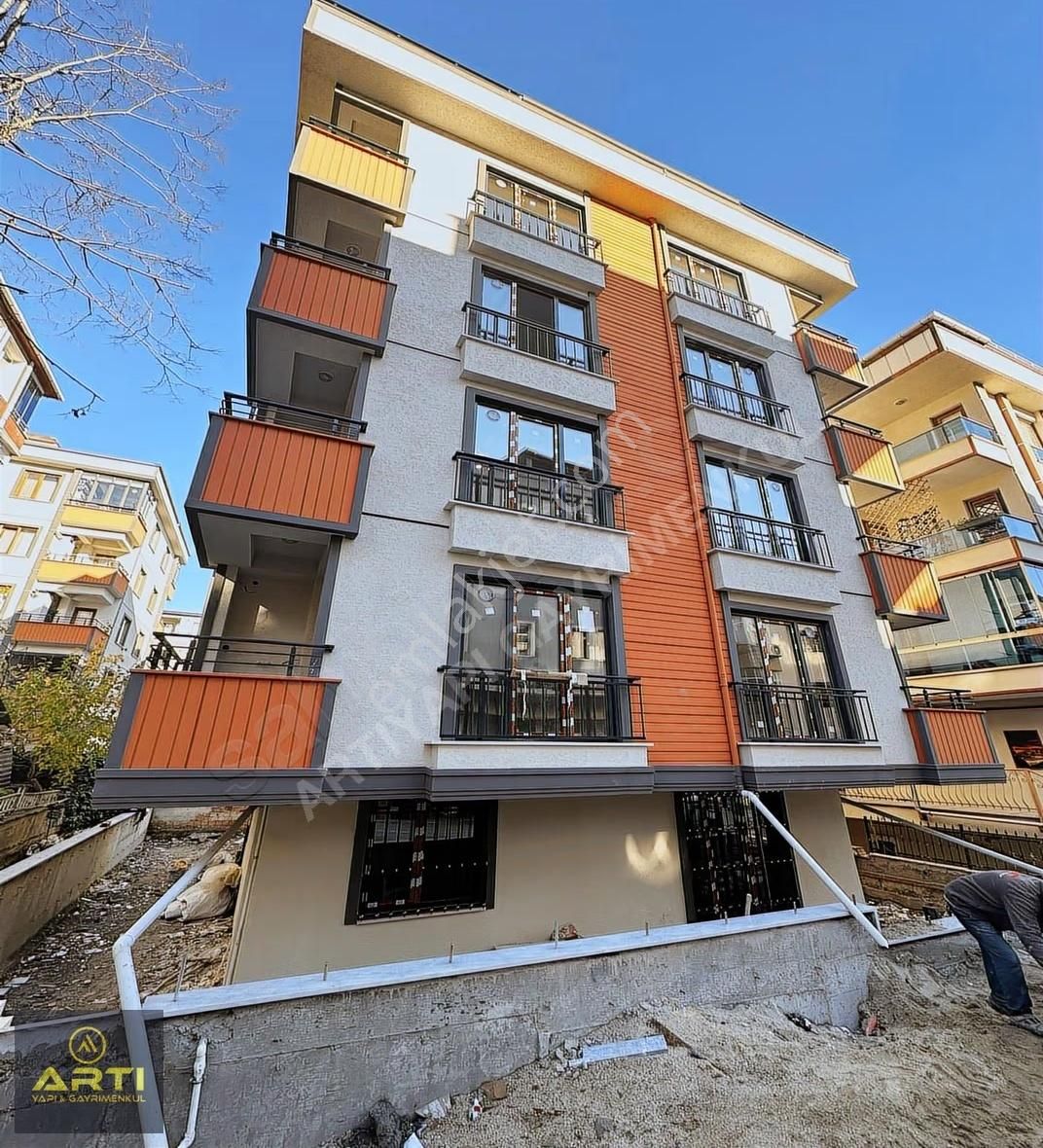 Avcılar'da Satılık Sahile Yakın Sıfır 2+1 Lüks Daire