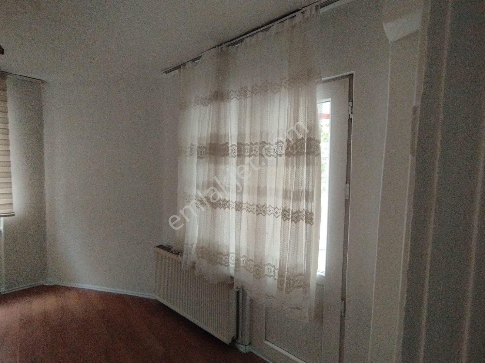 Rasathane Mahallesinde İci Temiz Satılık Daire - Görsel 12