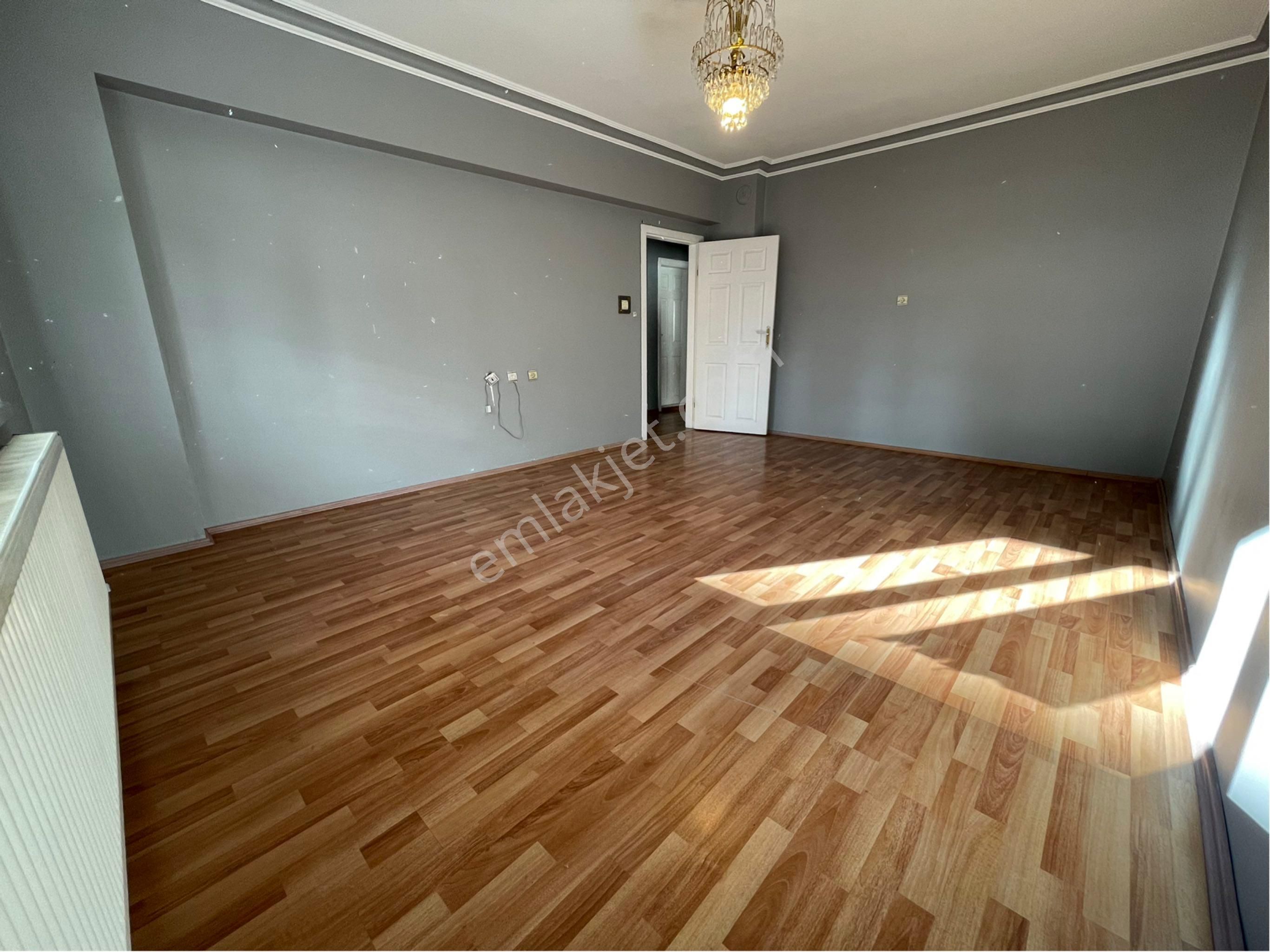 Sincan Andiçen Mh.'de 3+1 Asansörlü Ön Cephe Kiralık Daire - Görsel 7