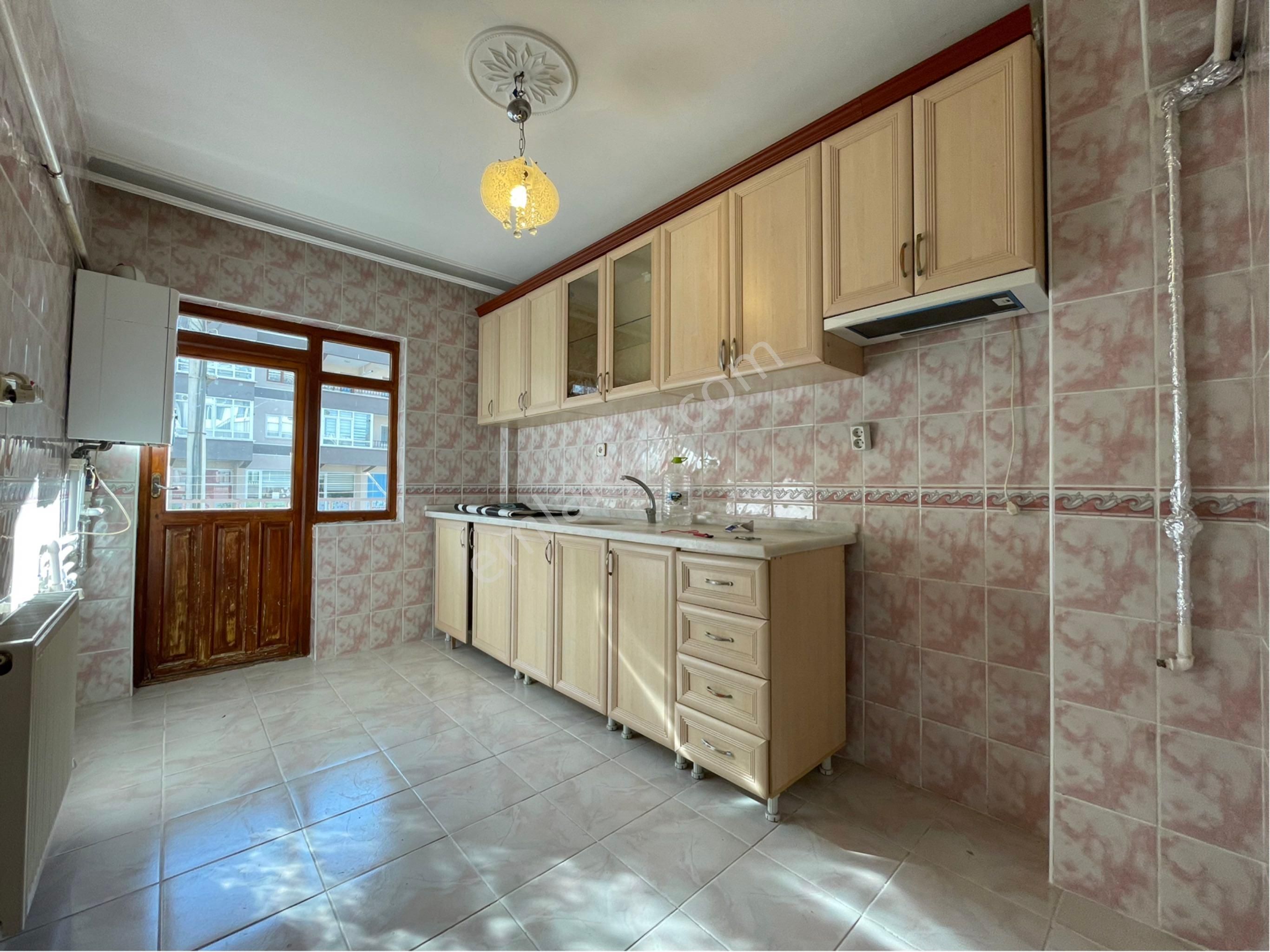 Sincan Andiçen Mh.'de 3+1 Asansörlü Ön Cephe Kiralık Daire