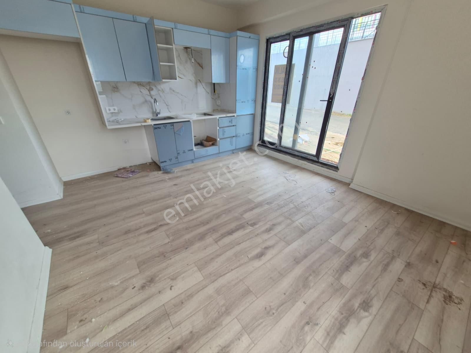 Delux'den Atatürk Mah.'de Mükemmel Konumda Kiralık Bahçekatı 1+1 Daire - Görsel 3