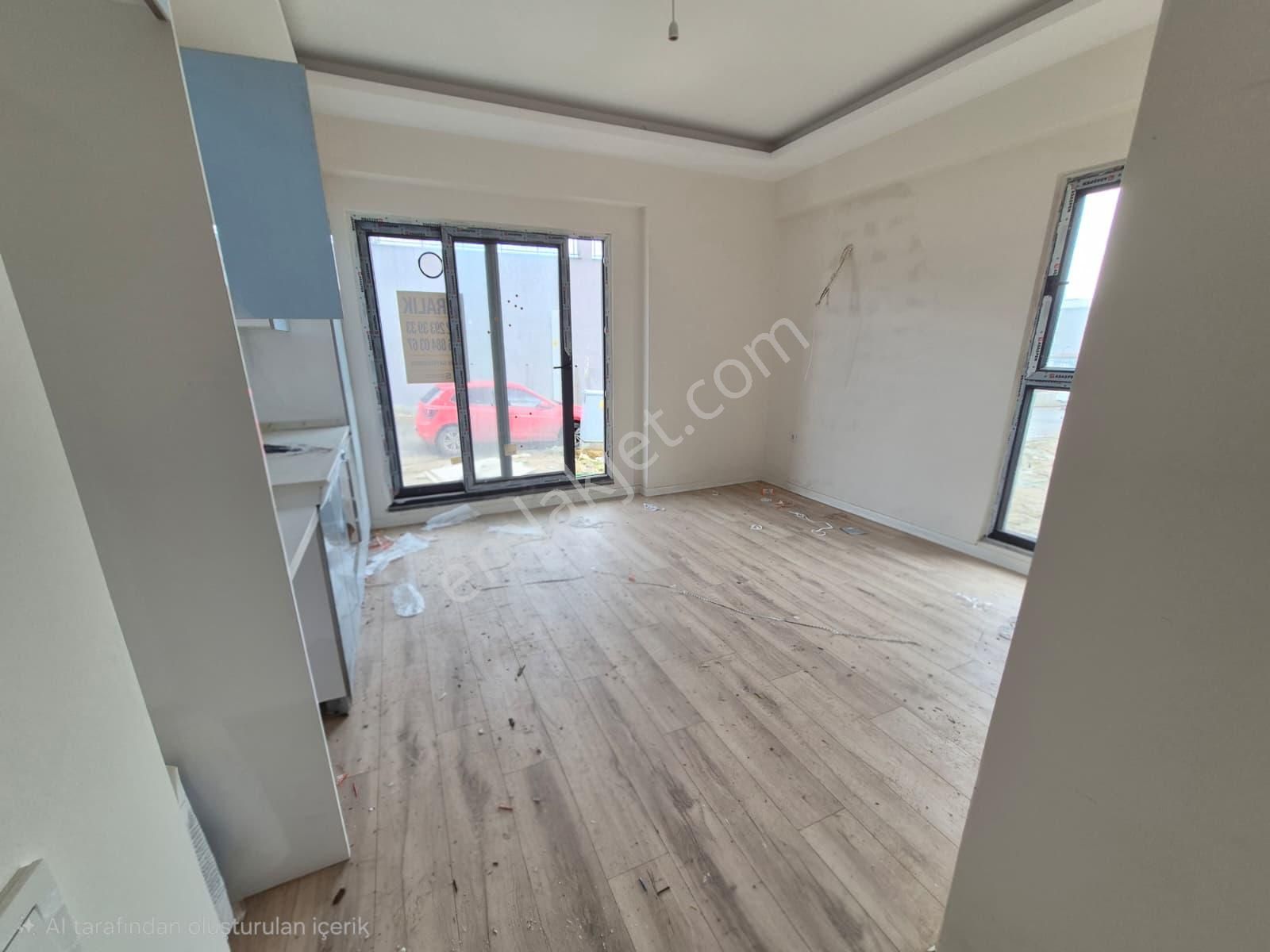 Delux'den Atatürk Mah.'de Mükemmel Konumda Kiralık Bahçekatı 1+1 Daire - Görsel 2