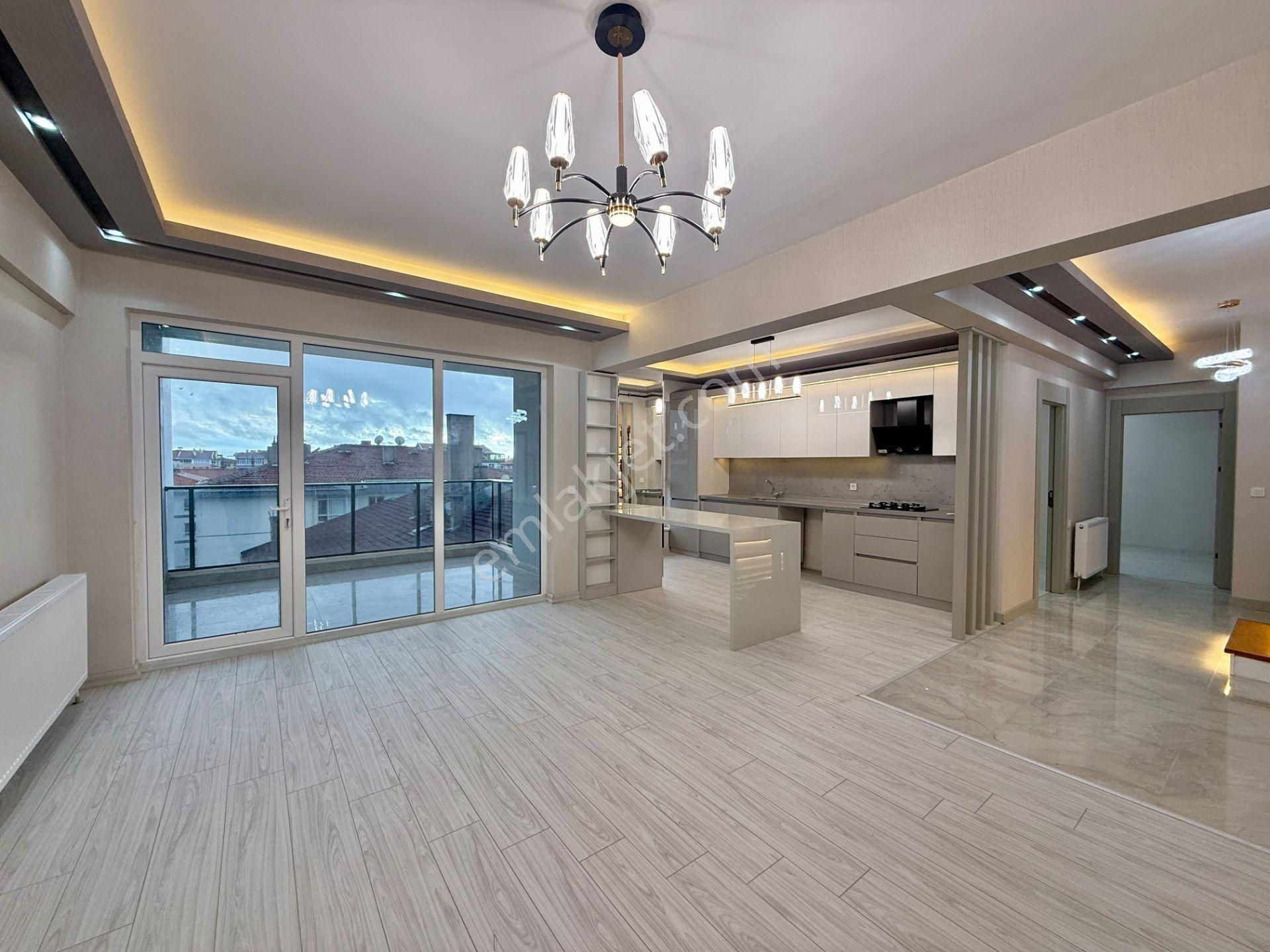 Çiftçioğullarından▃bölgenin Kalbinde Eşsiz Tasarımlı 5+2 Dubleks - Görsel 2