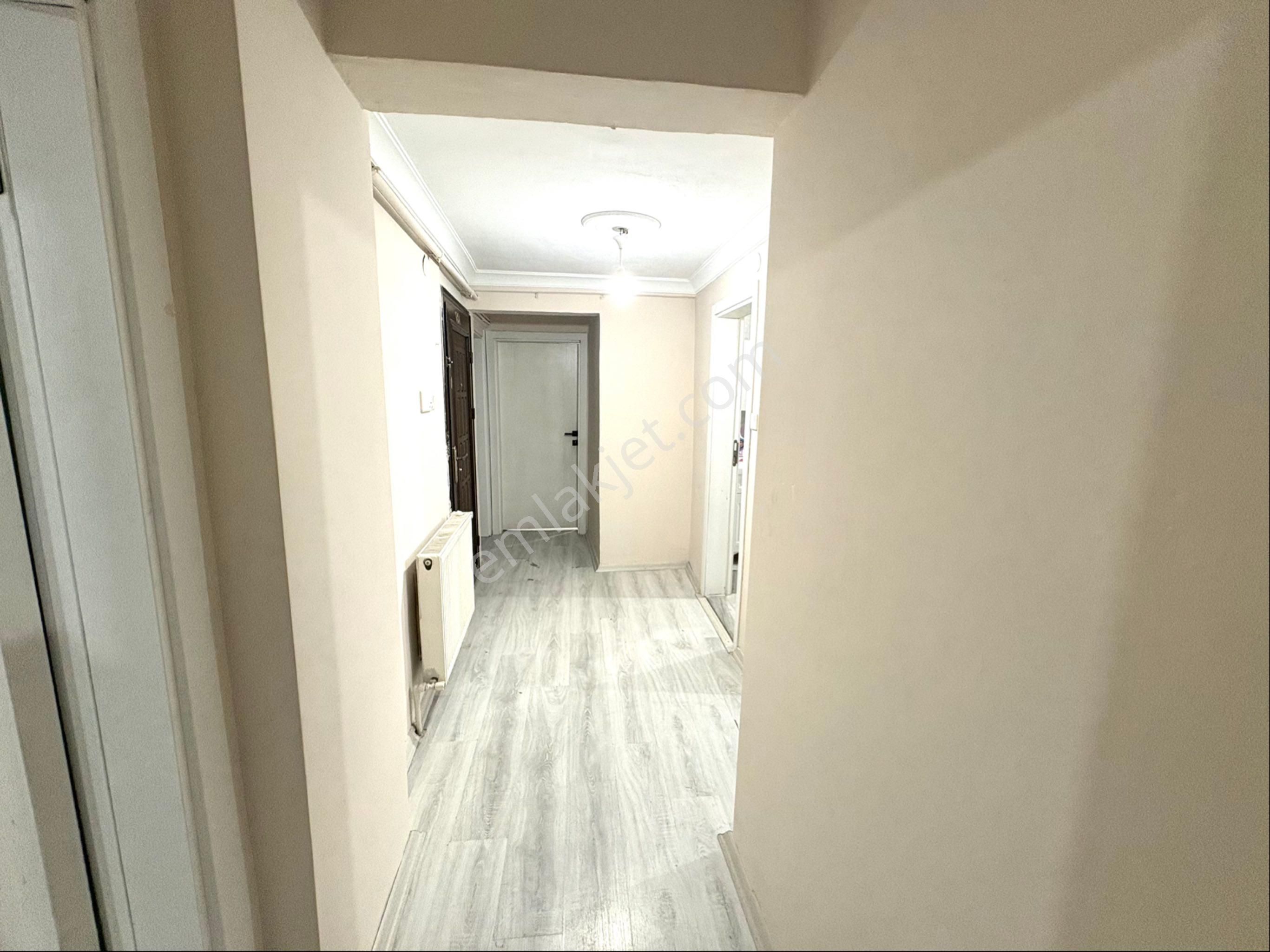 Emir Emlak’dan 2+1 130 M Kare 1 Kat Temiz Masrafsız Daire Güçlendirilmiş Binada - Görsel 15