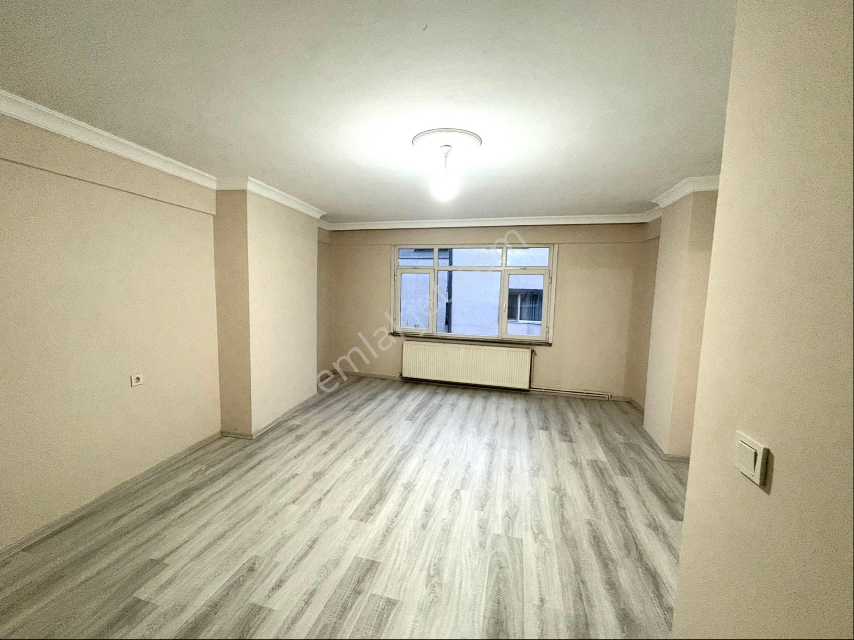 Emir Emlak’dan 2+1 130 M Kare 1 Kat Temiz Masrafsız Daire Güçlendirilmiş Binada - Görsel 5