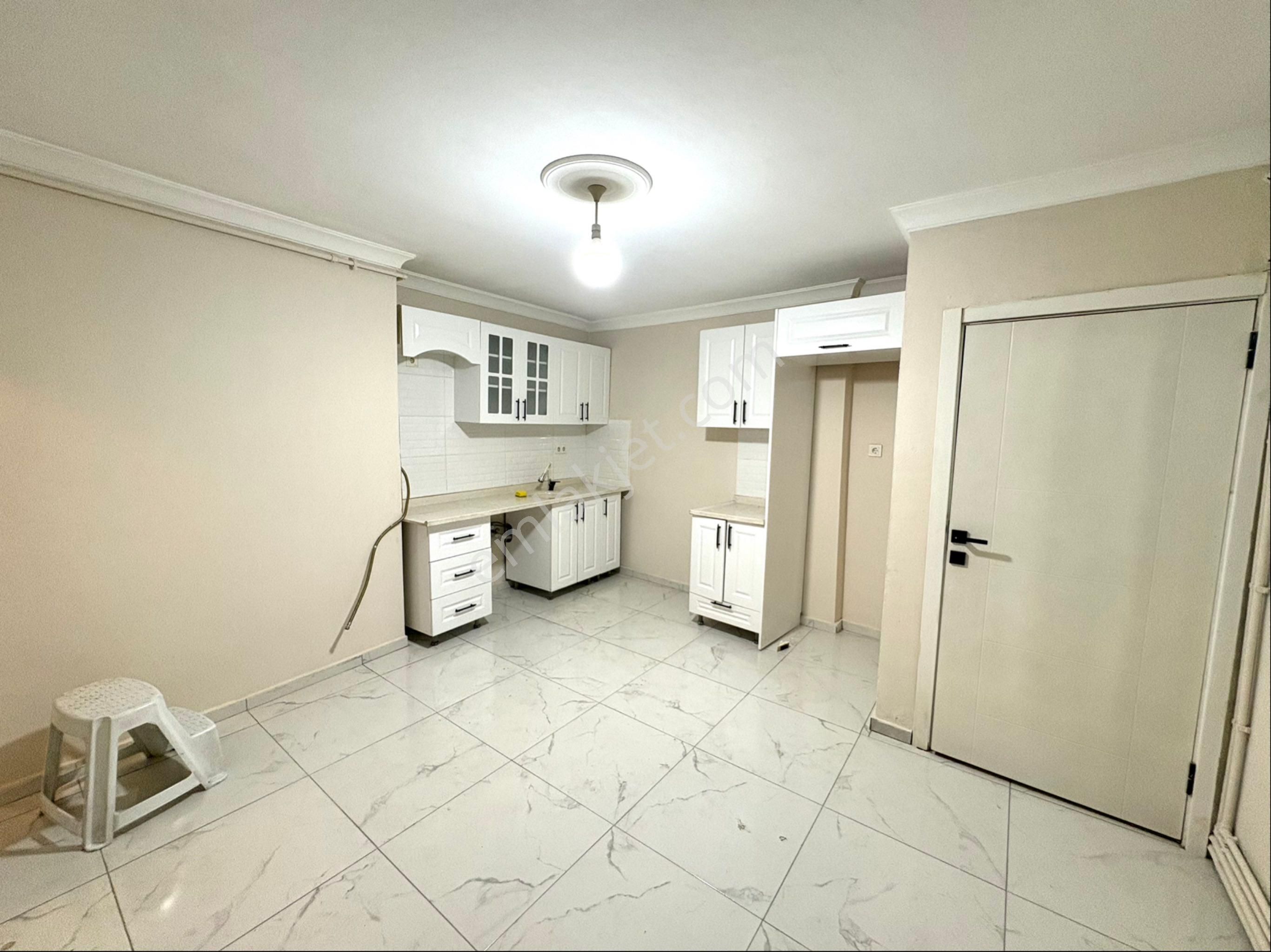 Emir Emlak’dan 2+1 130 M Kare 1 Kat Temiz Masrafsız Daire Güçlendirilmiş Binada - Görsel 9