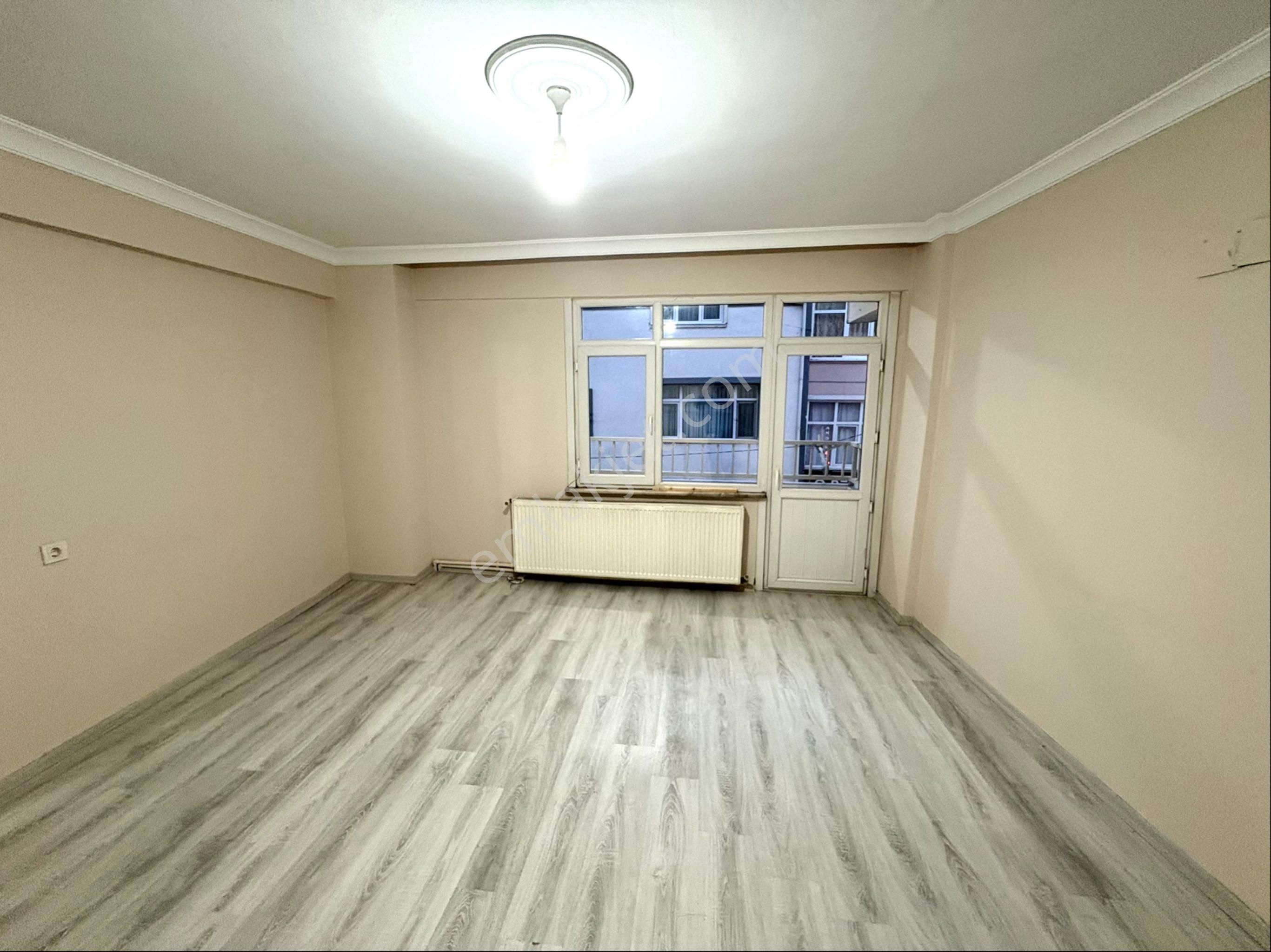 Emir Emlak’dan 2+1 130 M Kare 1 Kat Temiz Masrafsız Daire Güçlendirilmiş Binada - Görsel 12