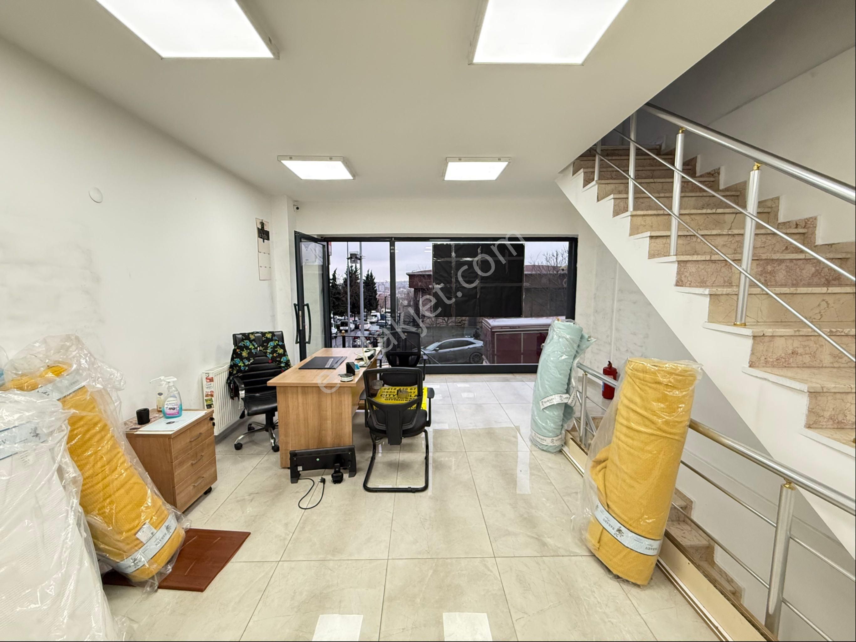 Tekstilkent City Emlaktan Harika Konumda Şık Yapılı Kiralık Köşe Dükkan - Görsel 20