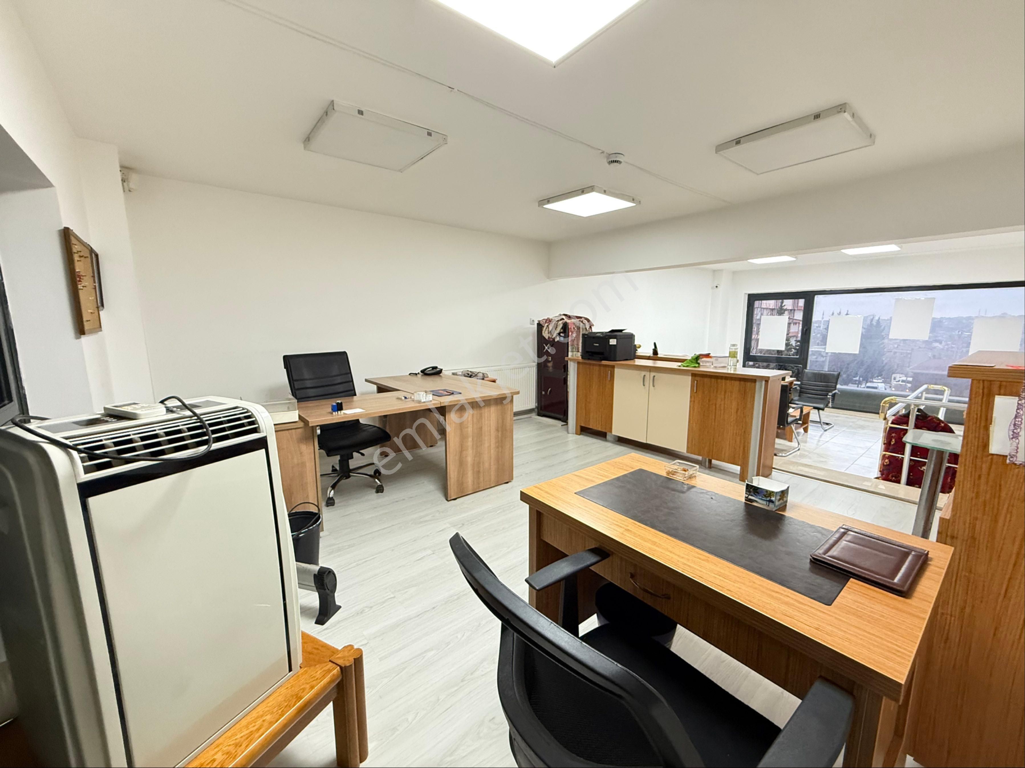 Tekstilkent City Emlaktan Harika Konumda Şık Yapılı Kiralık Köşe Dükkan - Görsel 13
