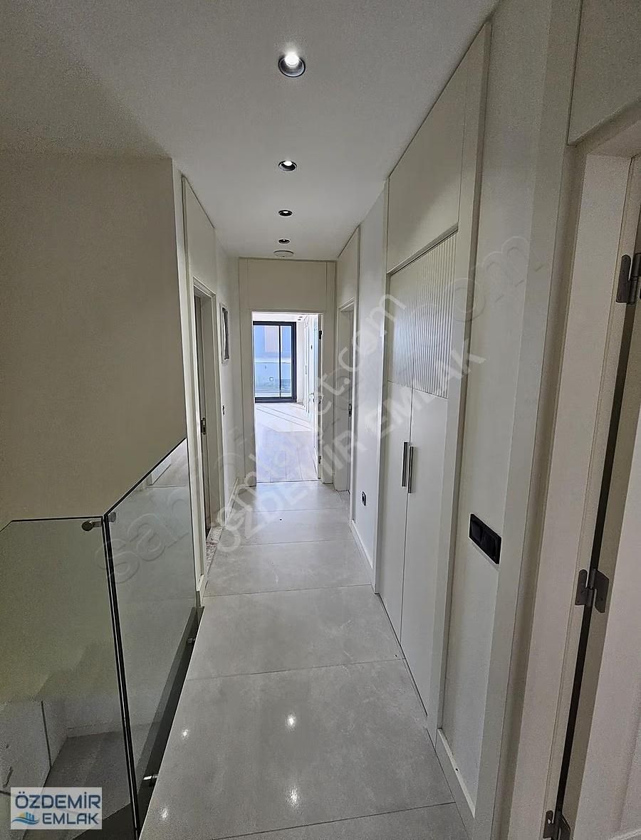 Ultra Lüks Müstakil Havuzlu Geniş Ferah 5+1 Villa - Görsel 19