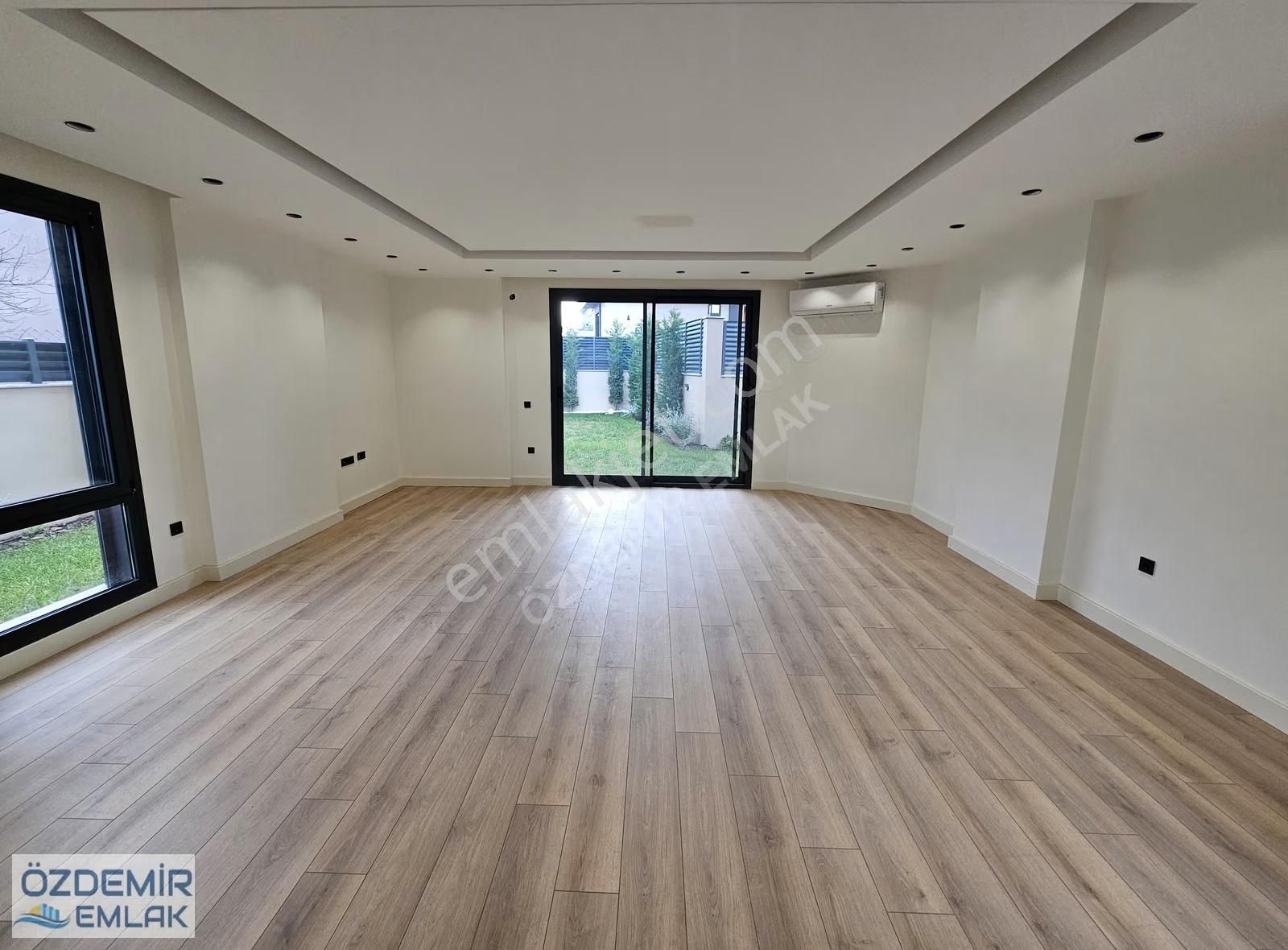 Ultra Lüks Müstakil Havuzlu Geniş Ferah 5+1 Villa - Görsel 23