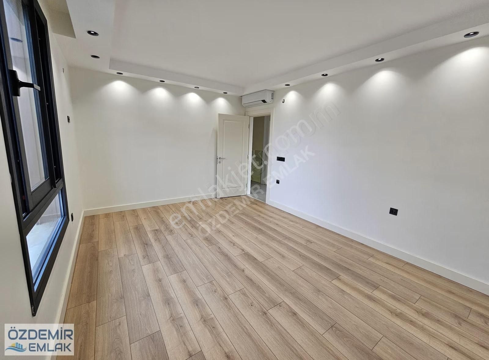 Ultra Lüks Müstakil Havuzlu Geniş Ferah 5+1 Villa - Görsel 35