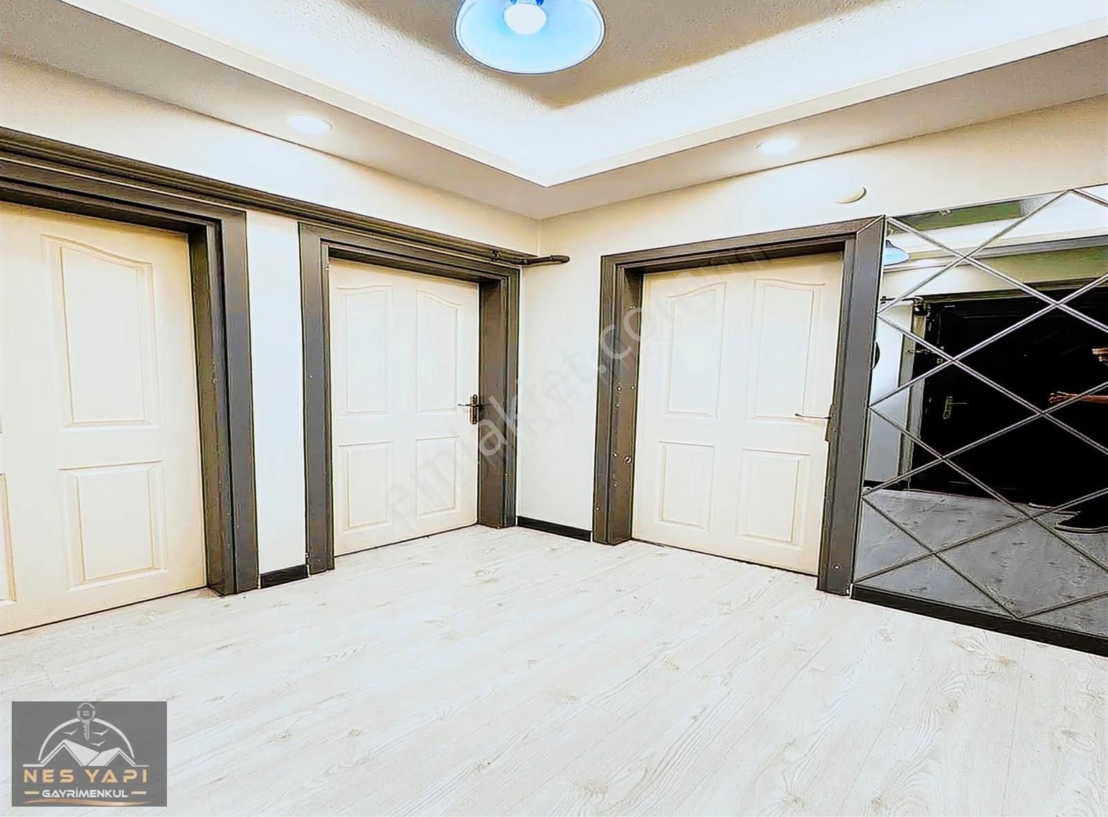 Esenyurt Üniversitenin Yanında Kelepir Dekorlu Y. Giriş Daire!!! - Görsel 11