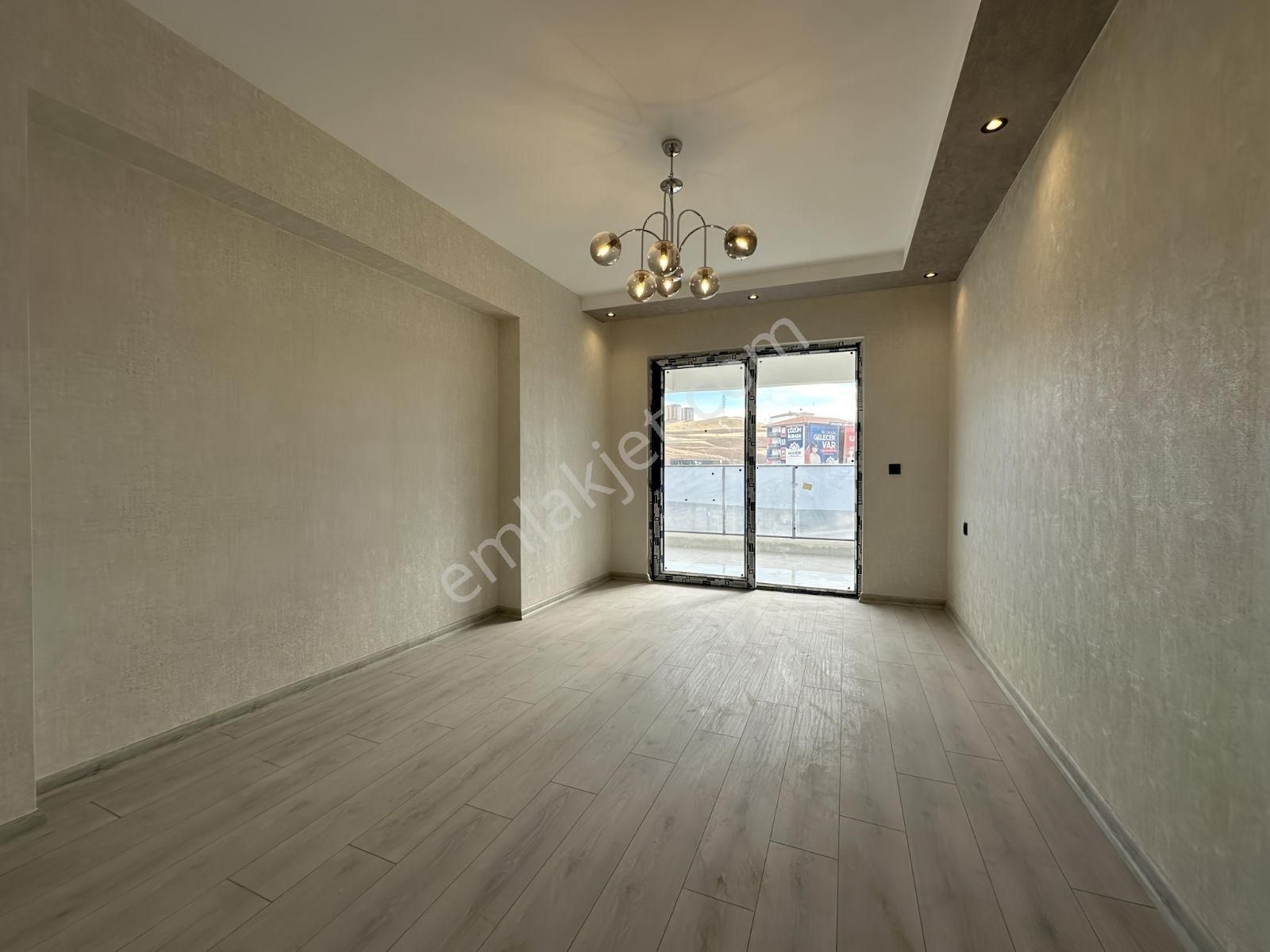 Kaymakamlık Yakınında | Ultra Lüks Sitede | Çok Geniş 4+1 Daire - Görsel 32