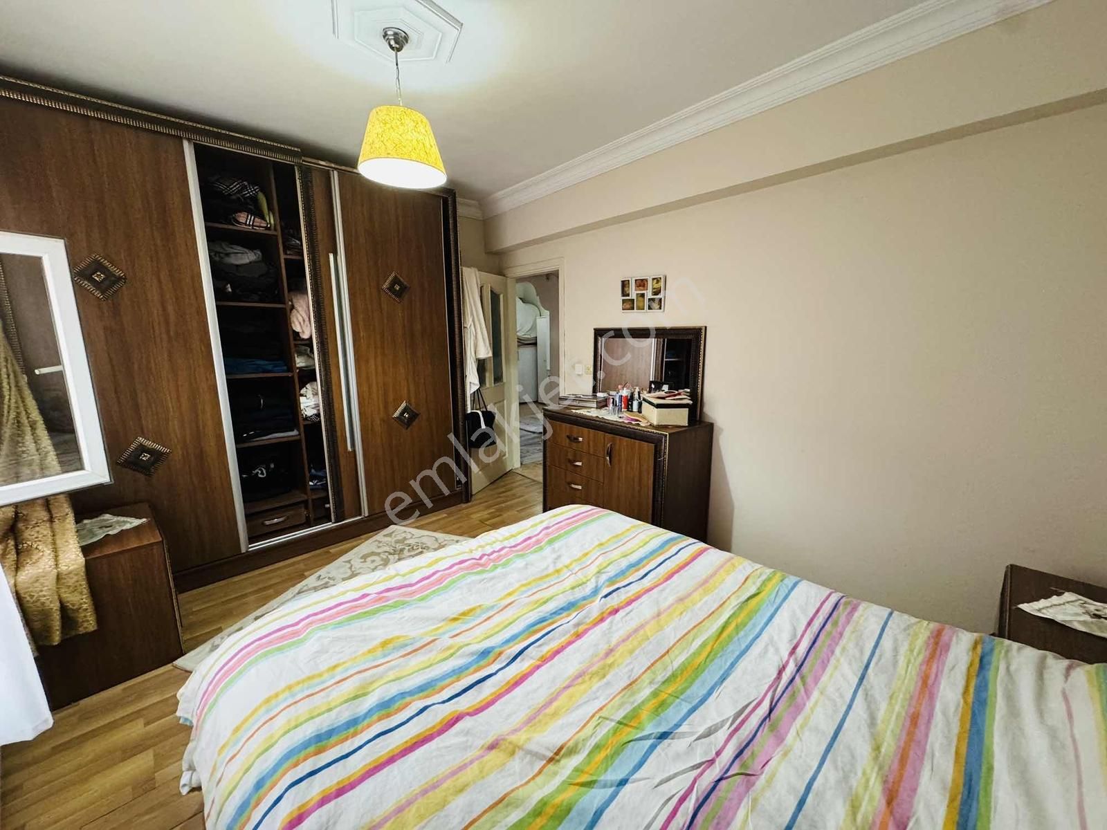 Mahmutbeyde Satılık 4+2 Dübleks 240 M2 2 Ayrı Daire - Görsel 8