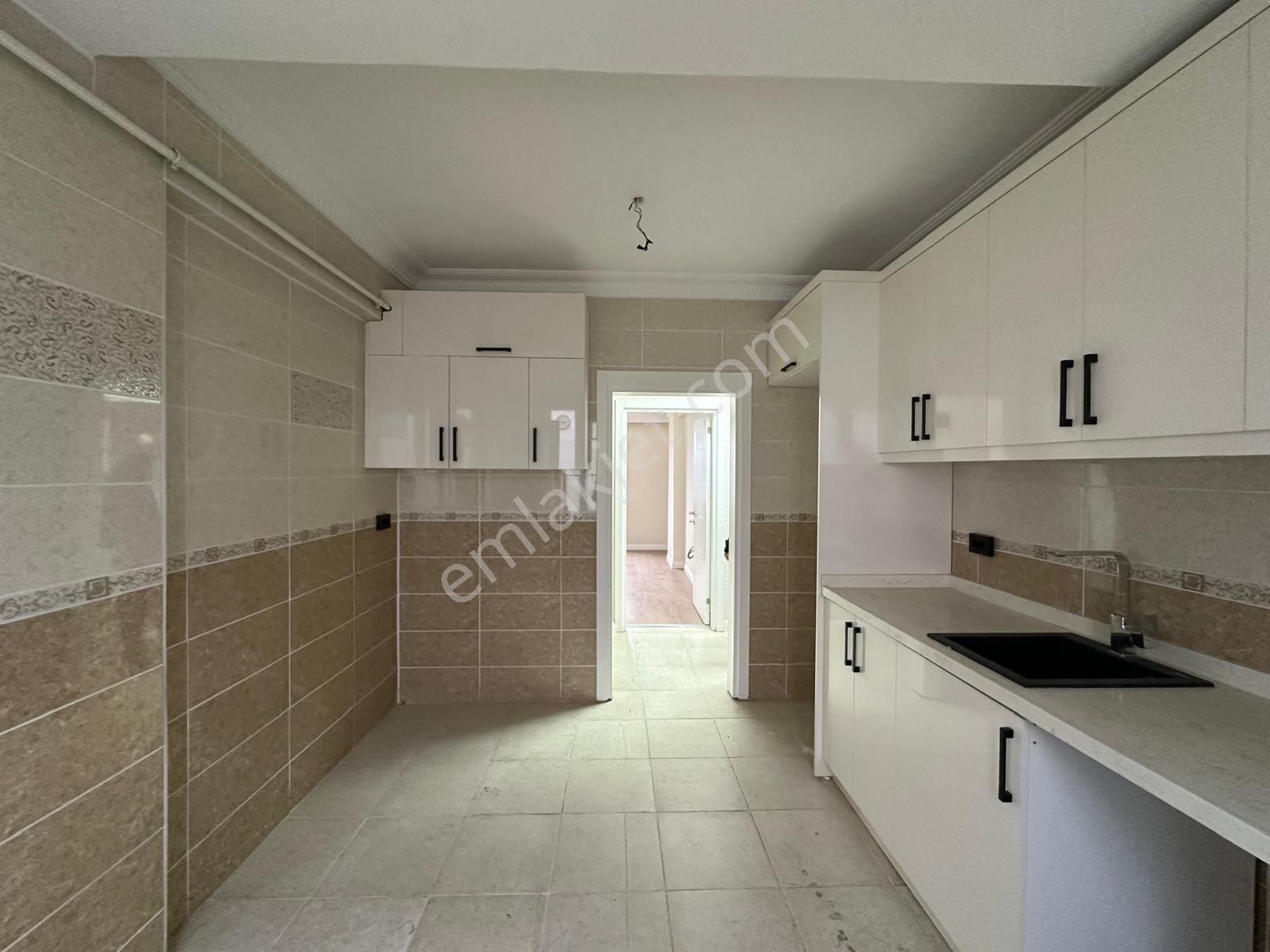 Gaziosmanpaşa'da Önü Açık 3+1 Full Tadilatlı Satılık Daire - Görsel 12