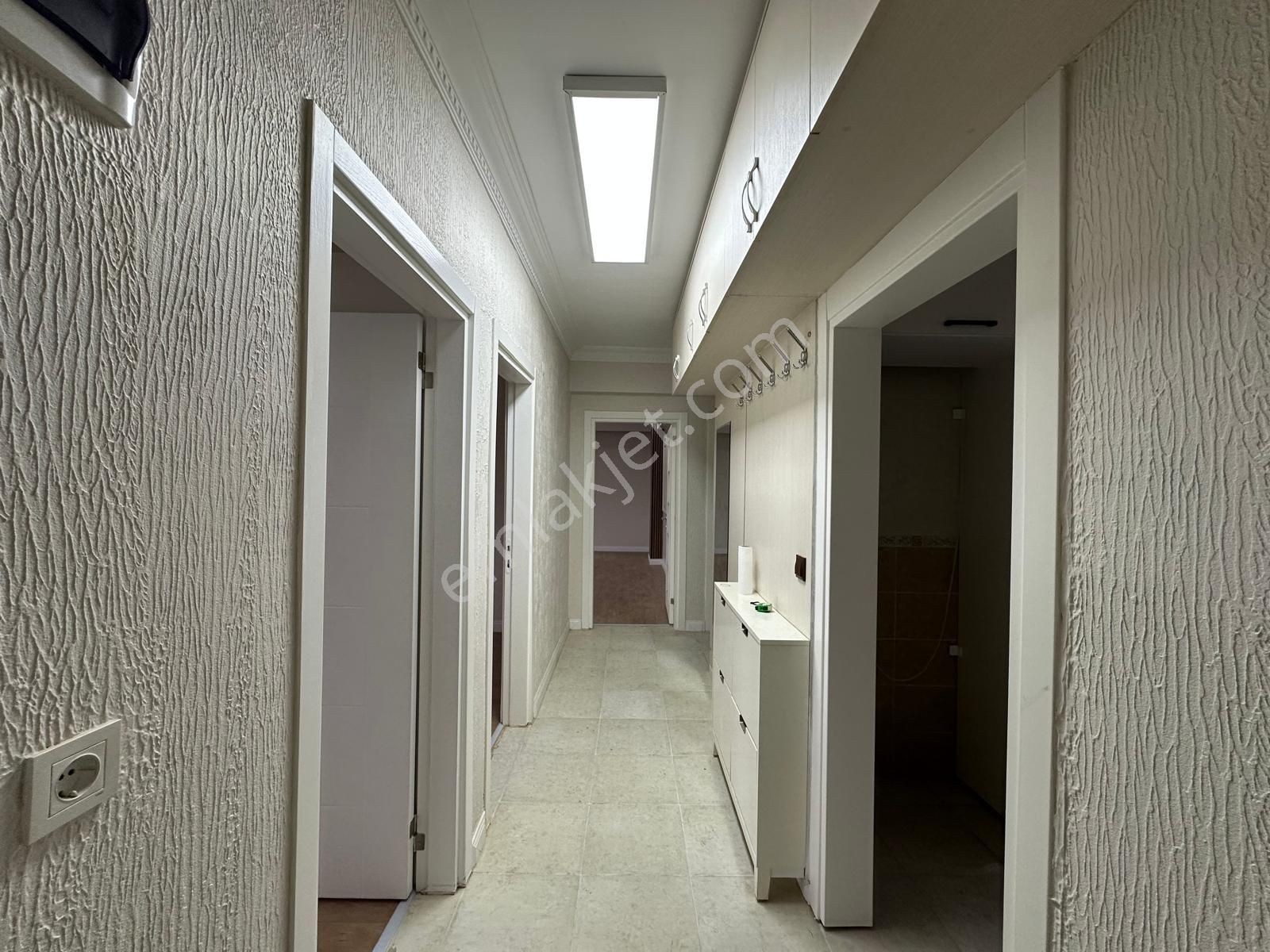 Gaziosmanpaşa'da Önü Açık 3+1 Full Tadilatlı Satılık Daire - Görsel 34