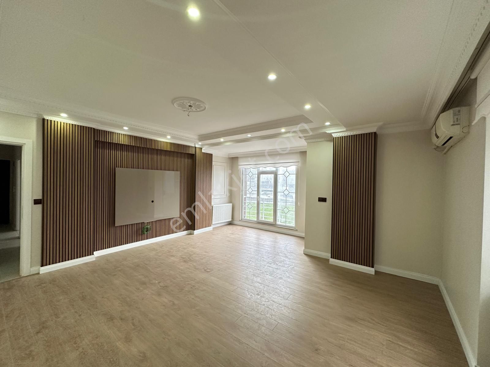 Gaziosmanpaşa'da Önü Açık 3+1 Full Tadilatlı Satılık Daire - Görsel 2