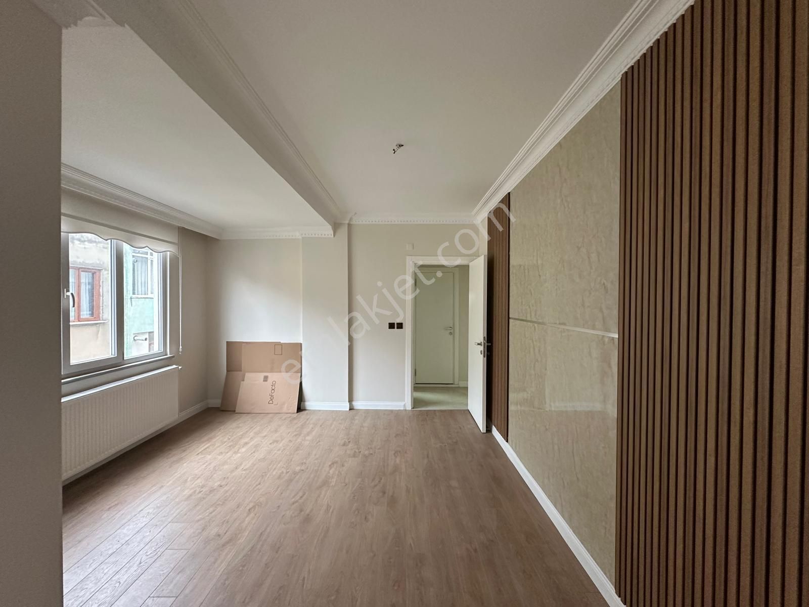 Gaziosmanpaşa'da Önü Açık 3+1 Full Tadilatlı Satılık Daire - Görsel 17