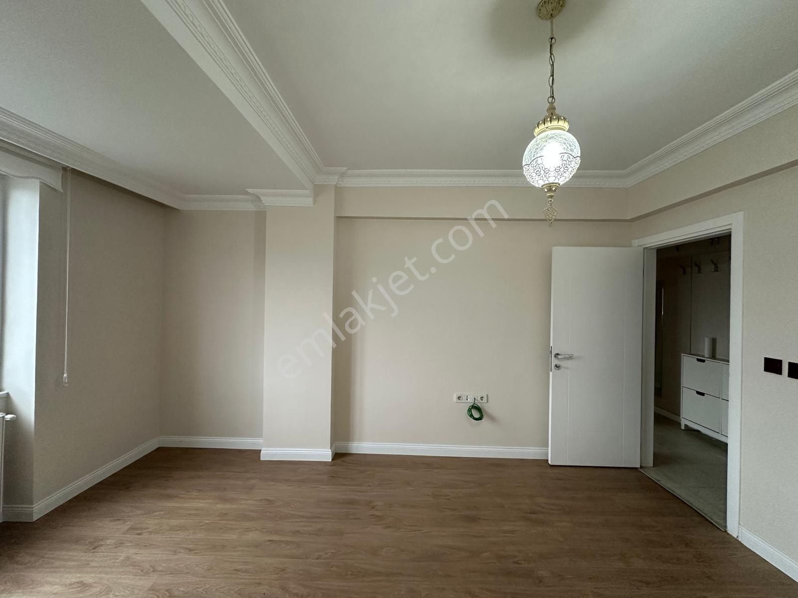 Gaziosmanpaşa'da Önü Açık 3+1 Full Tadilatlı Satılık Daire - Görsel 24