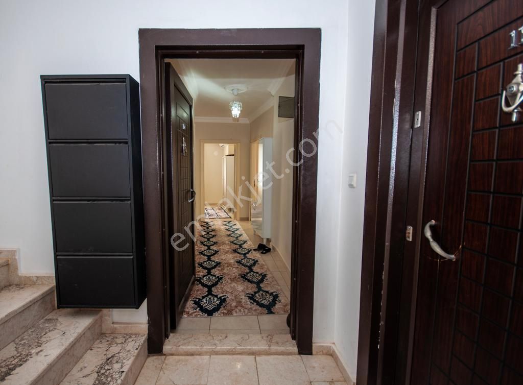 Çift Girişli Ve Çift Mutfaklı! Özel Teraslı Satılık 4+2 Dubleks - Görsel 3