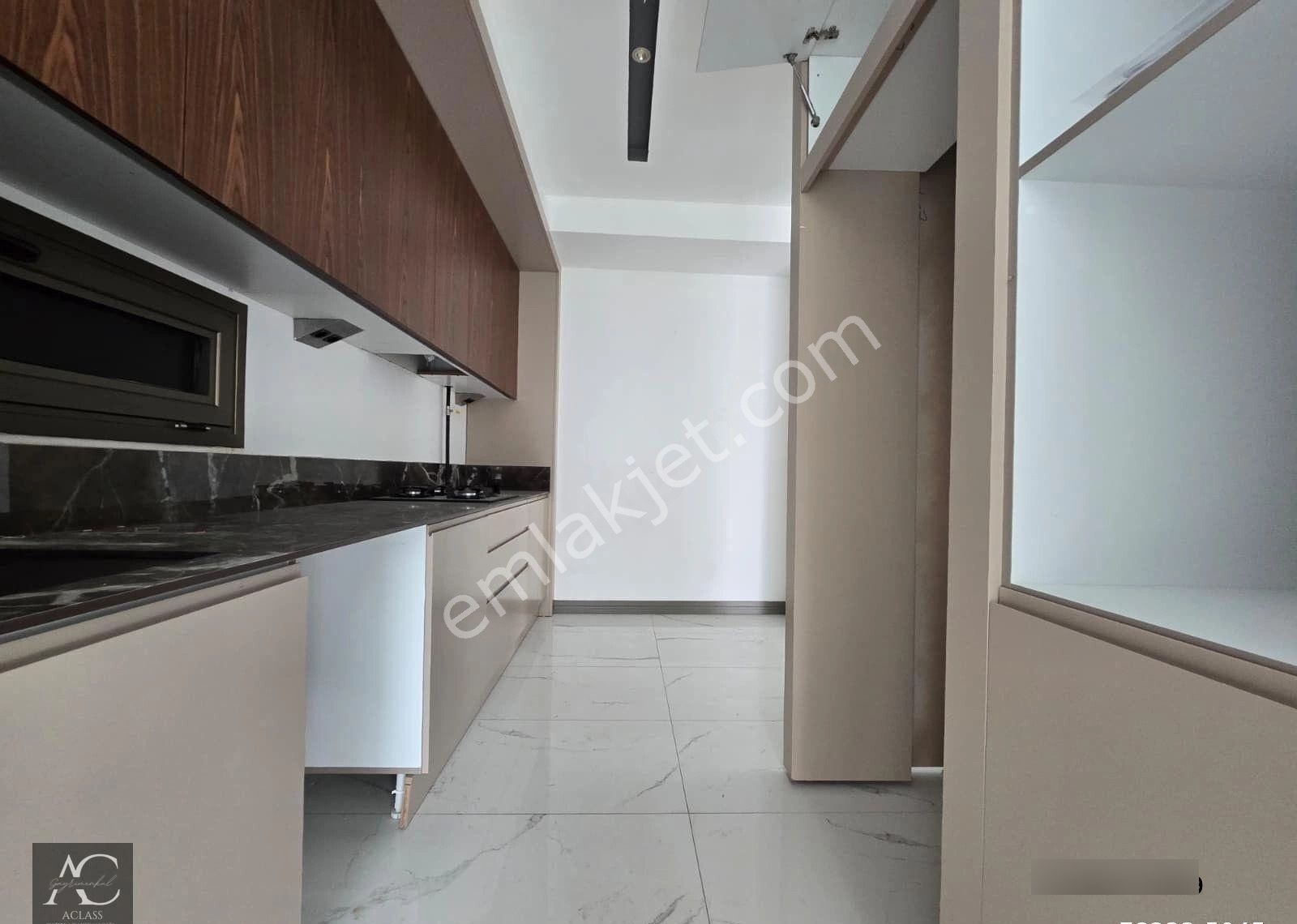 7/24guvenlık-hamam-sauna-spa-cafe-yerden Isıtma-havuz-otopark -ultra Lüx-doğalgazlı-özel Bahçeli-3+1 - Görsel 6