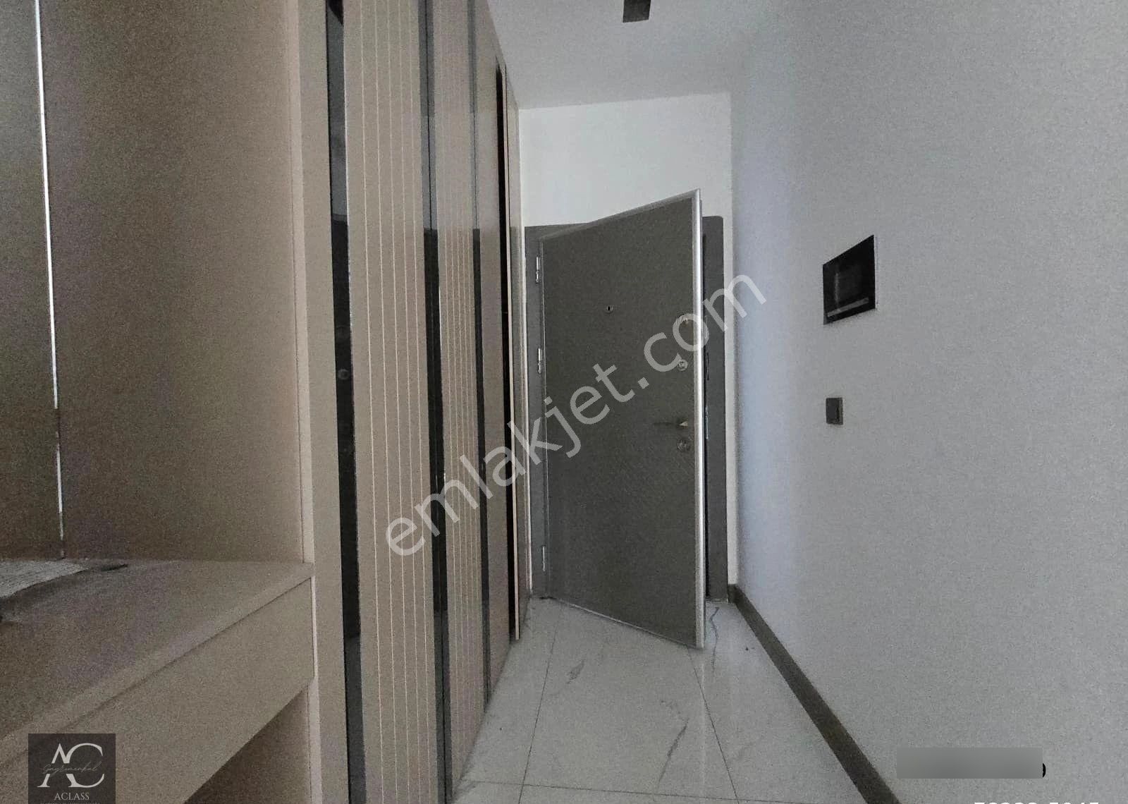 7/24guvenlık-hamam-sauna-spa-cafe-yerden Isıtma-havuz-otopark -ultra Lüx-doğalgazlı-özel Bahçeli-3+1 - Görsel 33