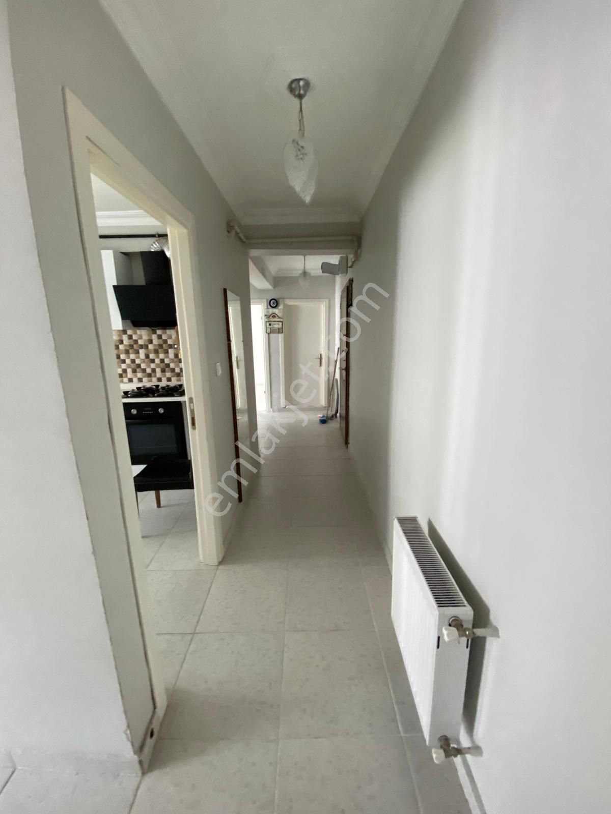 Elmas Emlaktan Ali Fuat Okulu Yakını Kiralık 2+1 - Görsel 6