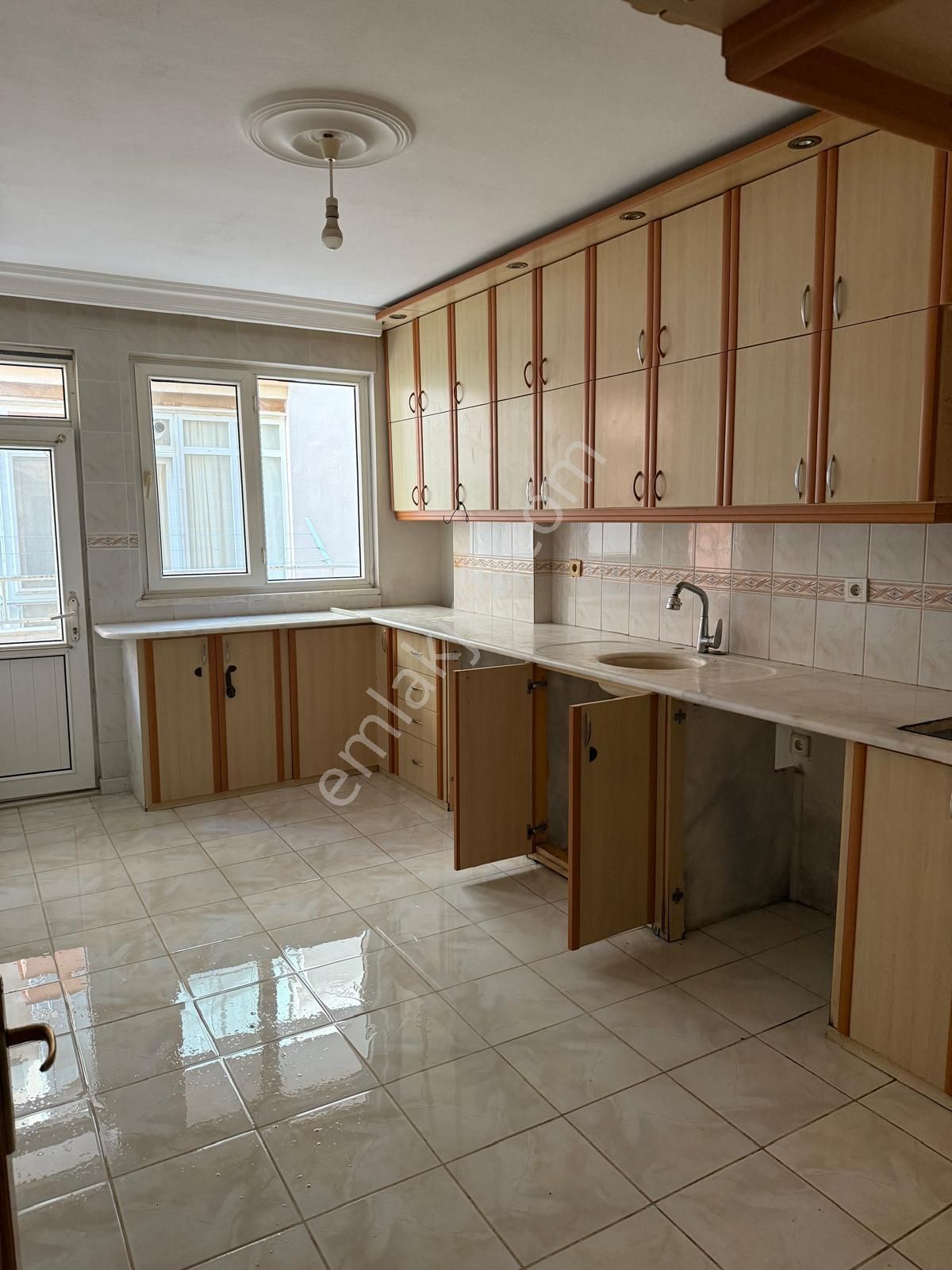 Silifke/gazi Mahallesi 3+1 Kiralık Daire( Depozito Yok) - Görsel 8