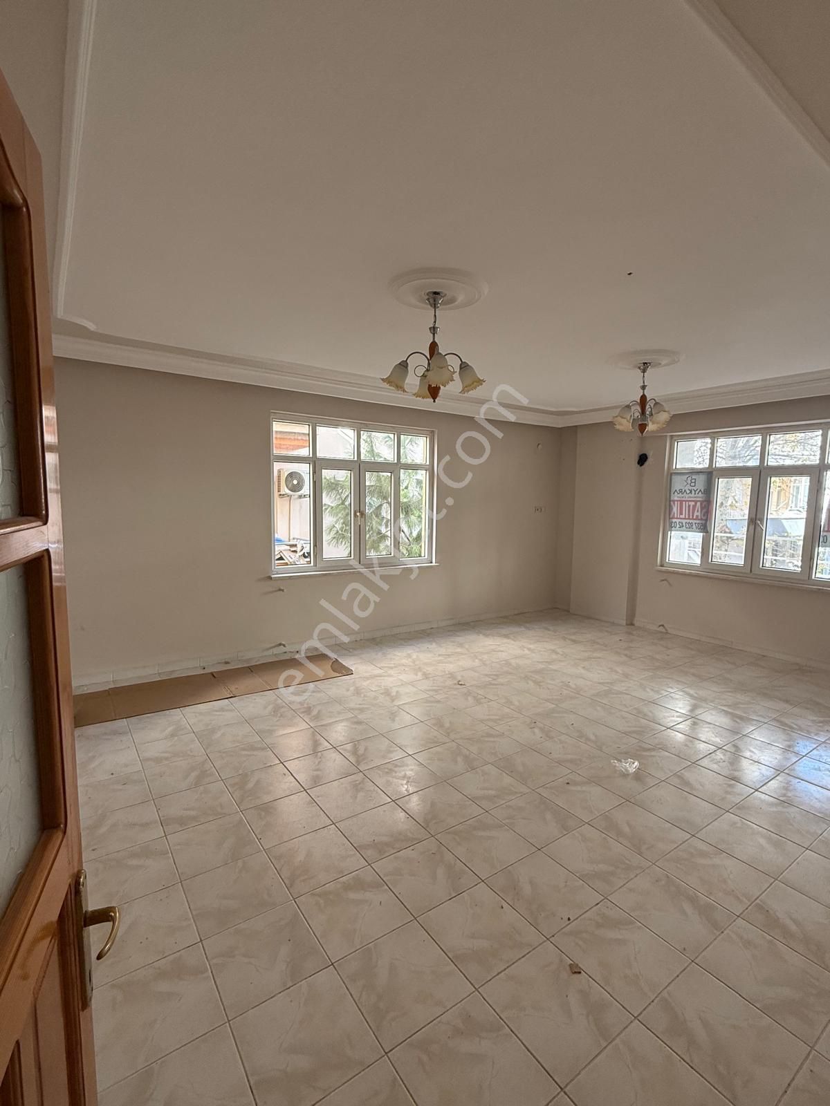 Silifke/gazi Mahallesi 3+1 Kiralık Daire( Depozito Yok) - Görsel 6