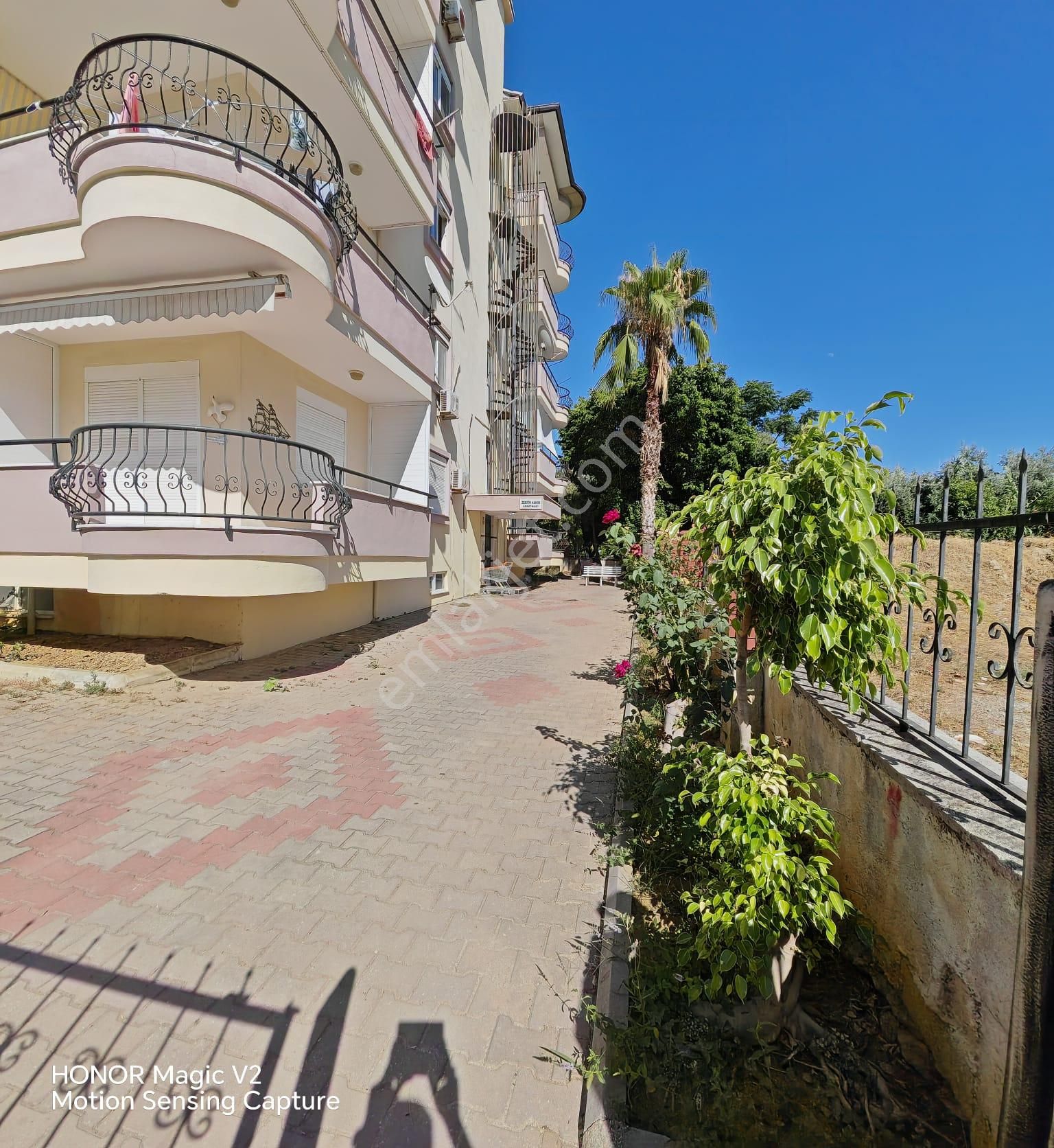 Saray Mahallesin'de 2+1 Denize 50m Mesafede Satılık Ferah Daire