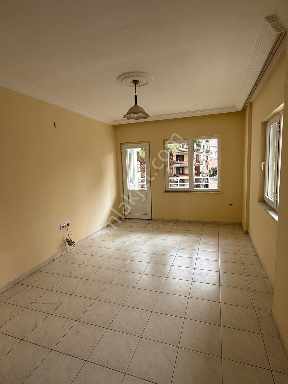 Silifke/gazi Mahallesi 3+1 Kiralık Daire(depozito Yok) - Görsel 5