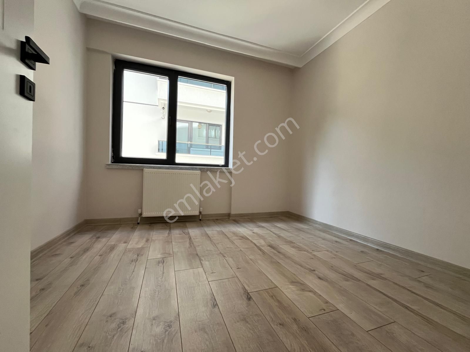 Sbell'den Bahçelievler'de Yeni Binada Ara Katta 2+1 Sıfır Daire - Görsel 2