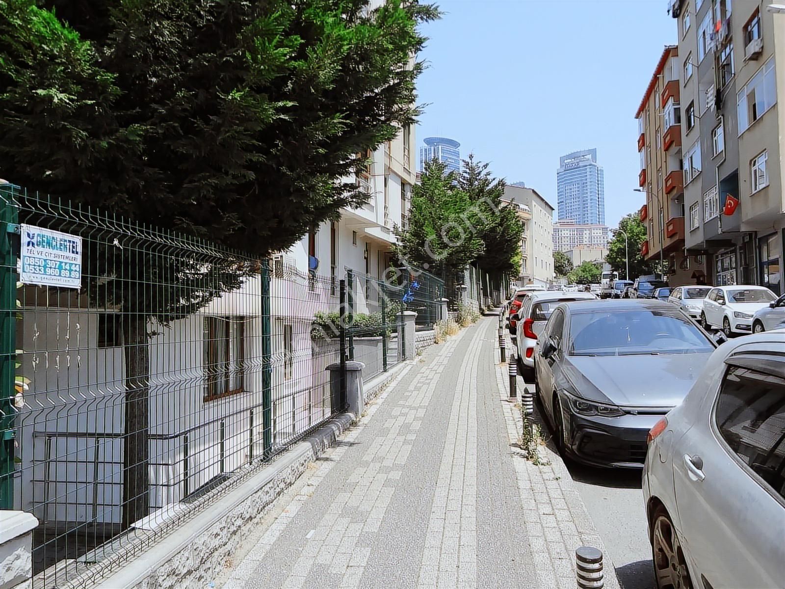 Ünalan'da Metro-metrobüs Yakını Genç Bina Satılık Daire 2+1,85m2 - Görsel 2