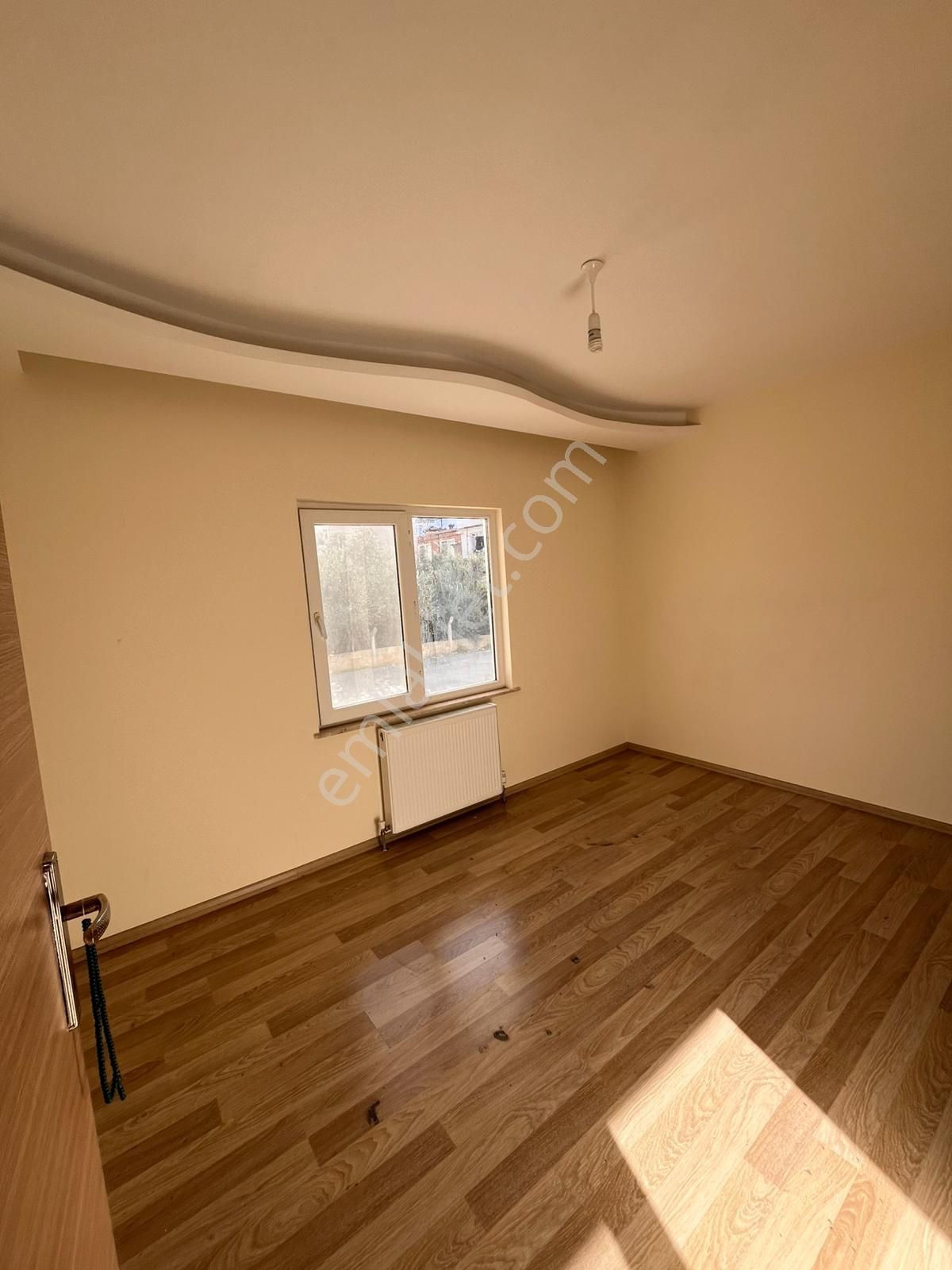 Silifke/gazi Mahallesi 3+1 Giriş Kat Site İçi Kiralık Daire - Görsel 12