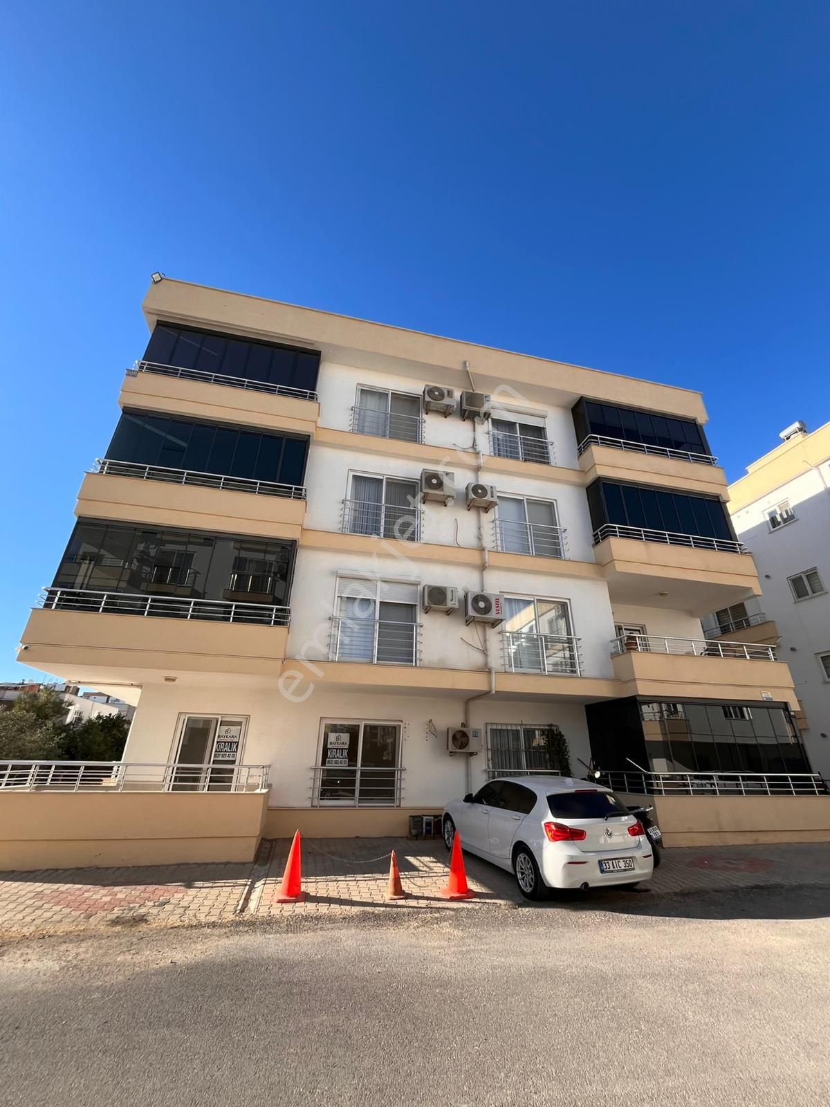 Silifke/gazi Mahallesi 3+1 Giriş Kat Site İçi Kiralık Daire