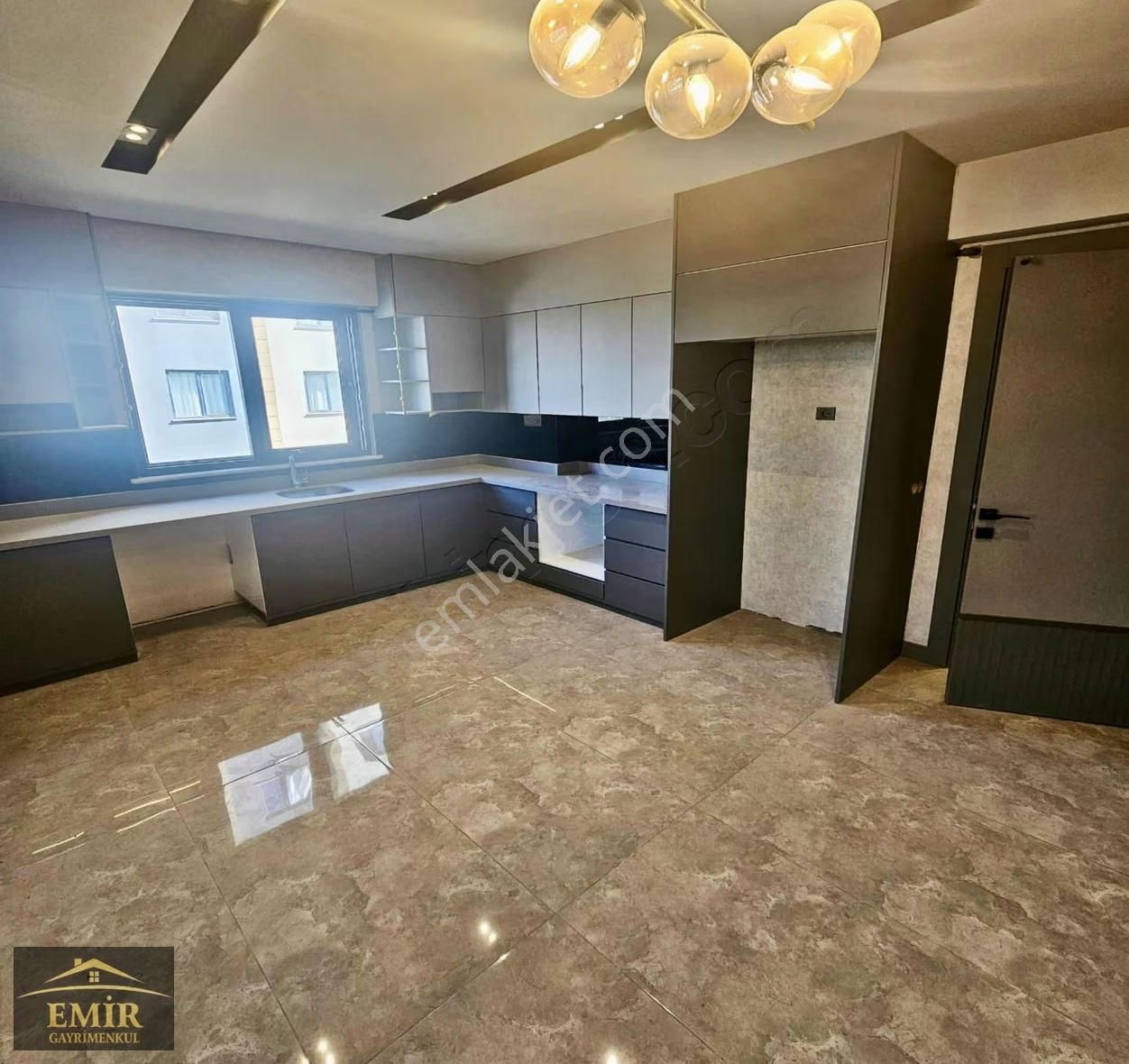 Emir Gayrimenkulen Belkızda Satılık Oturuma Hazır 2+1 Ultra Lüx - Görsel 24
