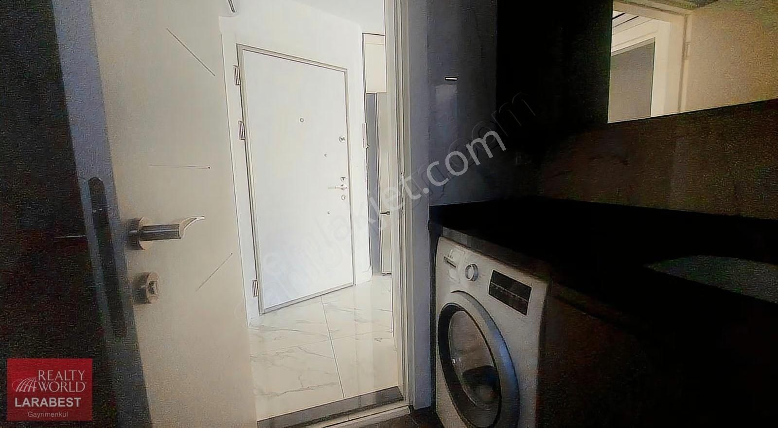 Denize 3.parsel'de Full Eşyalı Havuzlu Katta 1+1 Kiralık Daire - Görsel 21