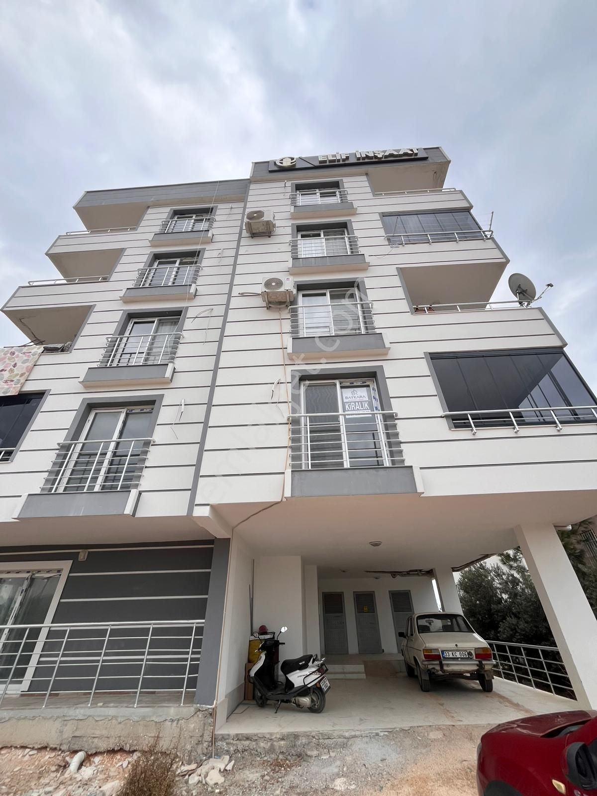 Silifke/ulugöz Mahallesi 3+1 Sıfır Kiralık Daire (depozito Yok)